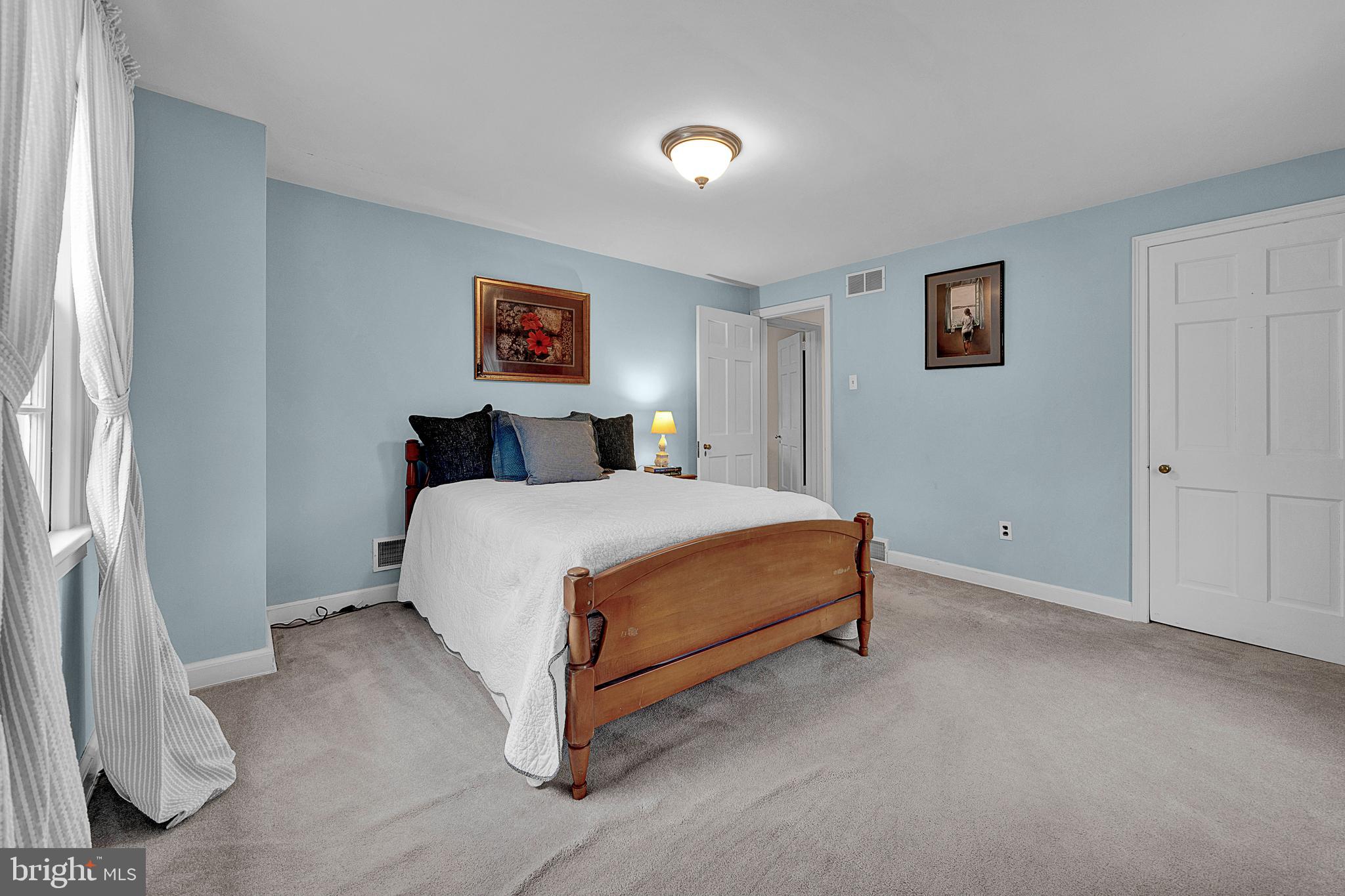 JENKINTOWN MANOR - Residential