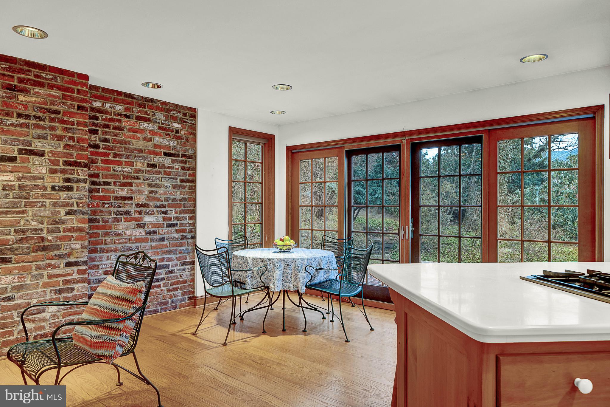 JENKINTOWN MANOR - Residential