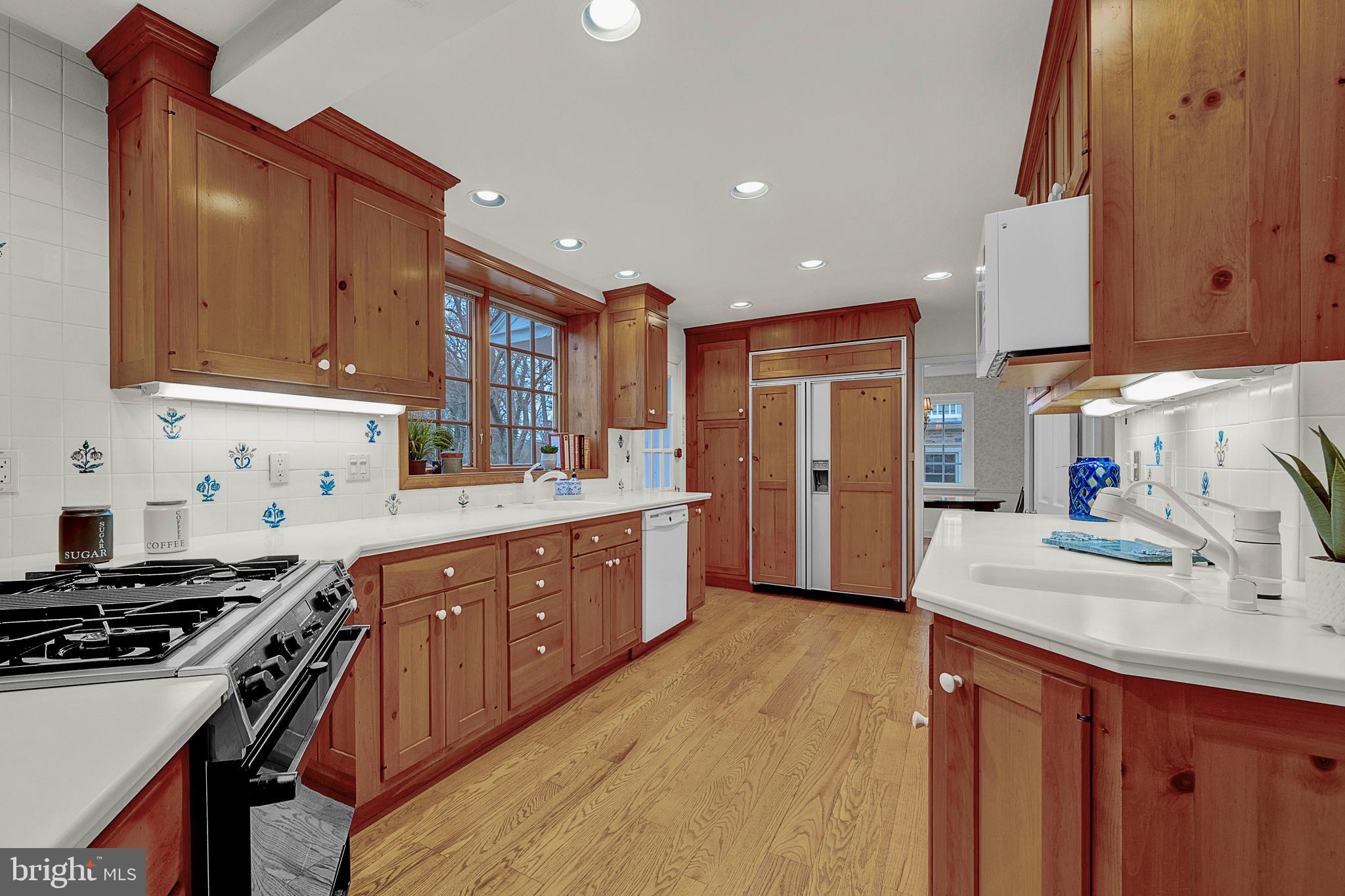 JENKINTOWN MANOR - Residential