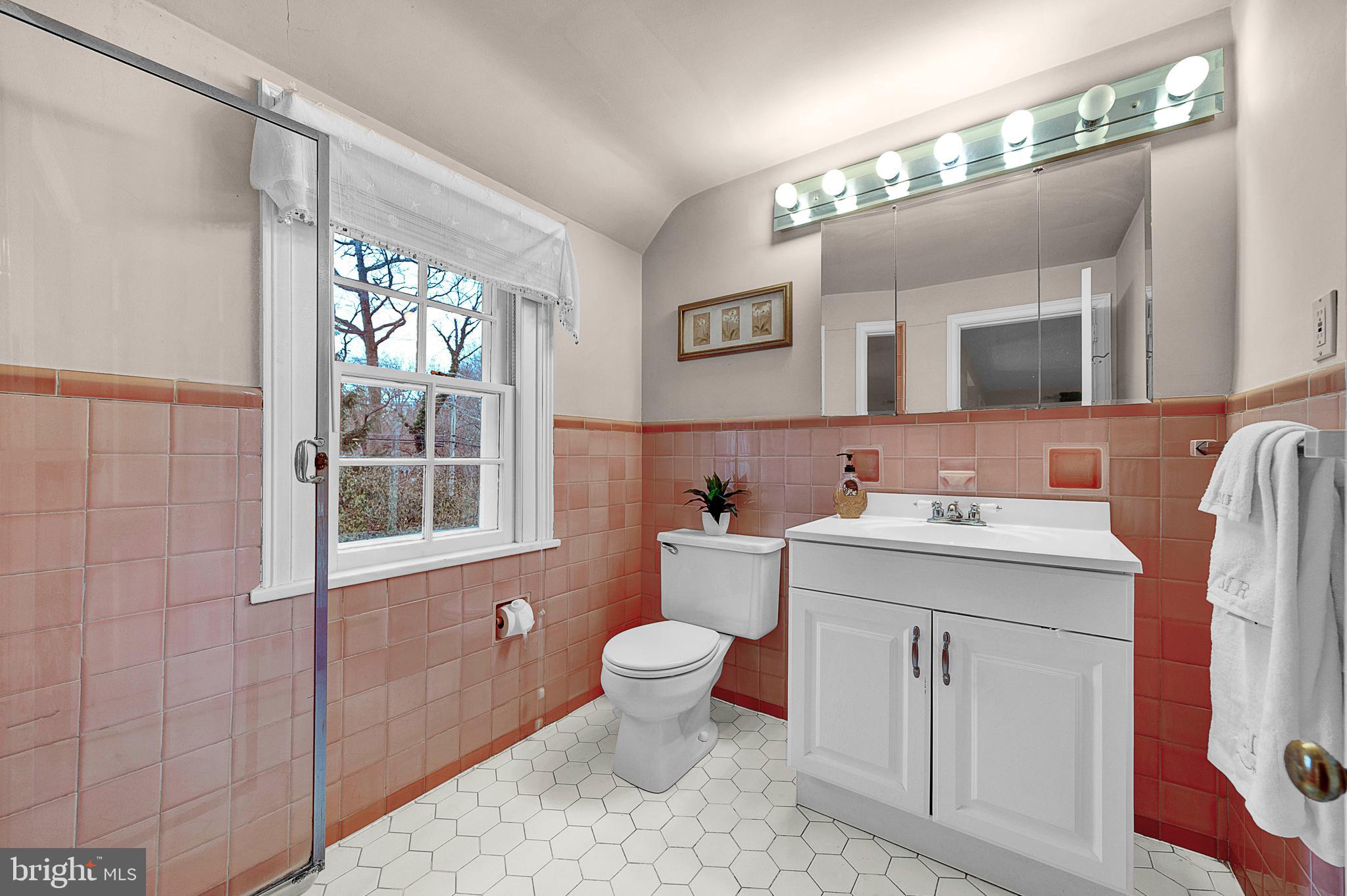 JENKINTOWN MANOR - Residential