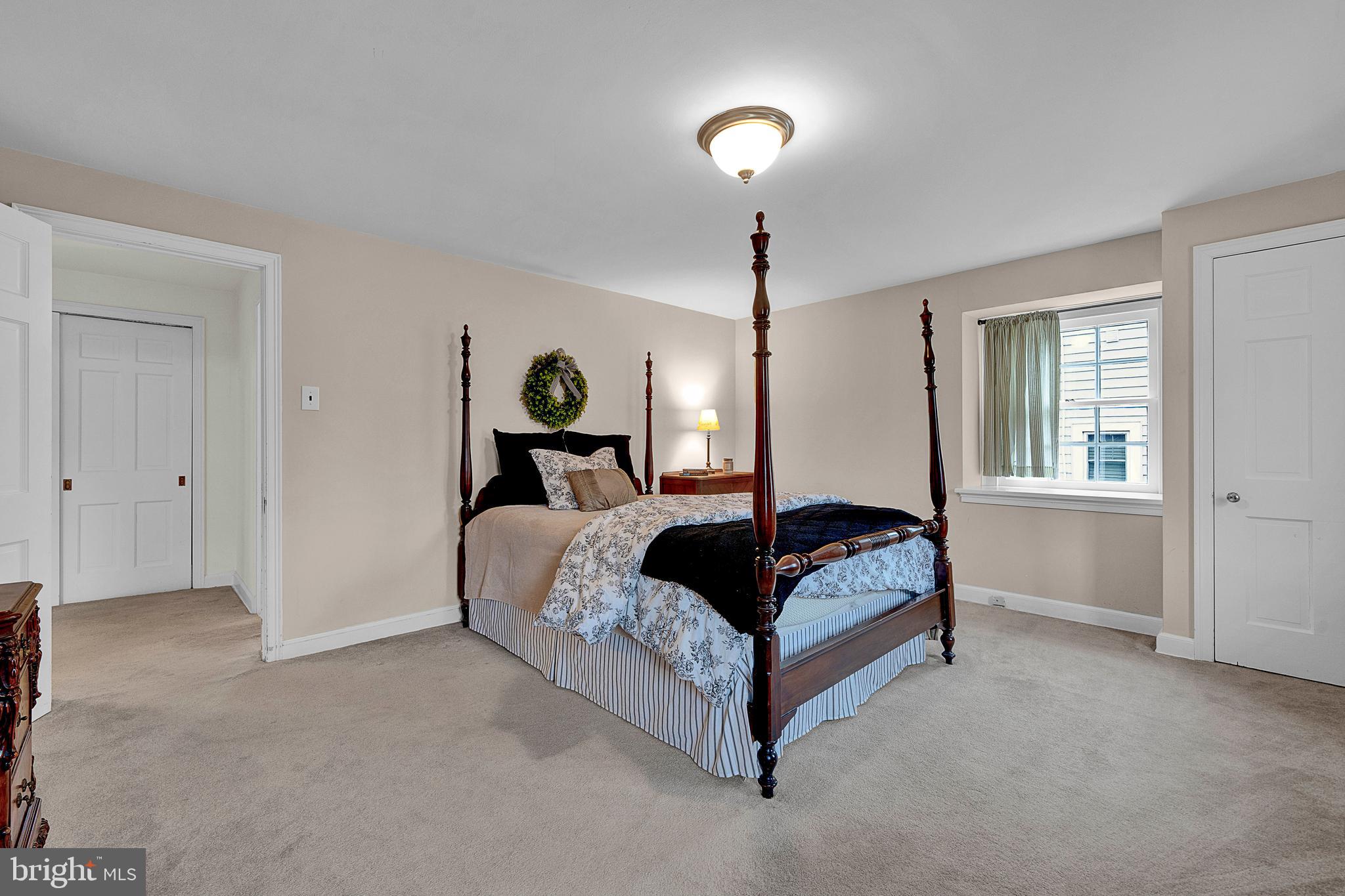 JENKINTOWN MANOR - Residential