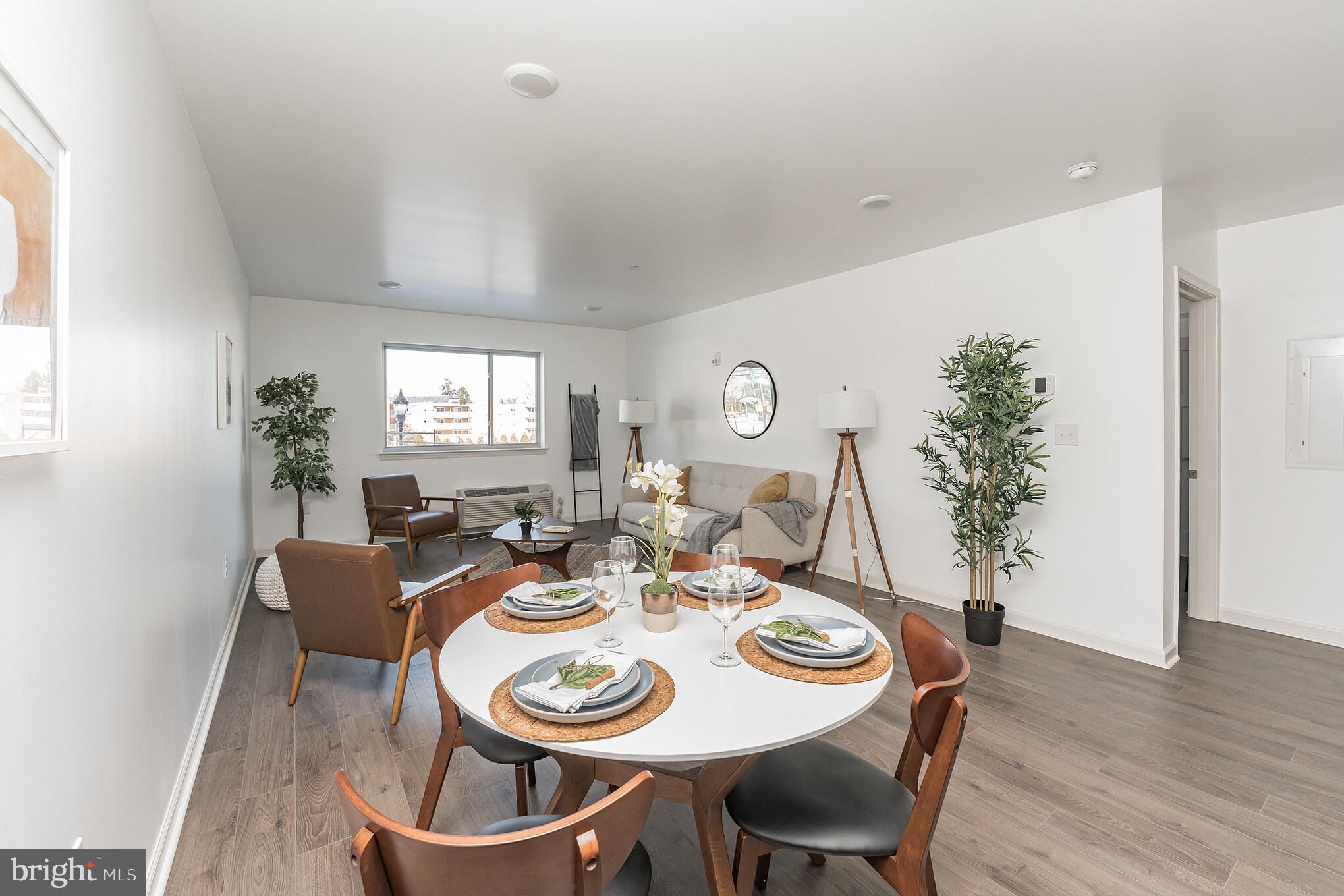 ROXBOROUGH - Residential Lease