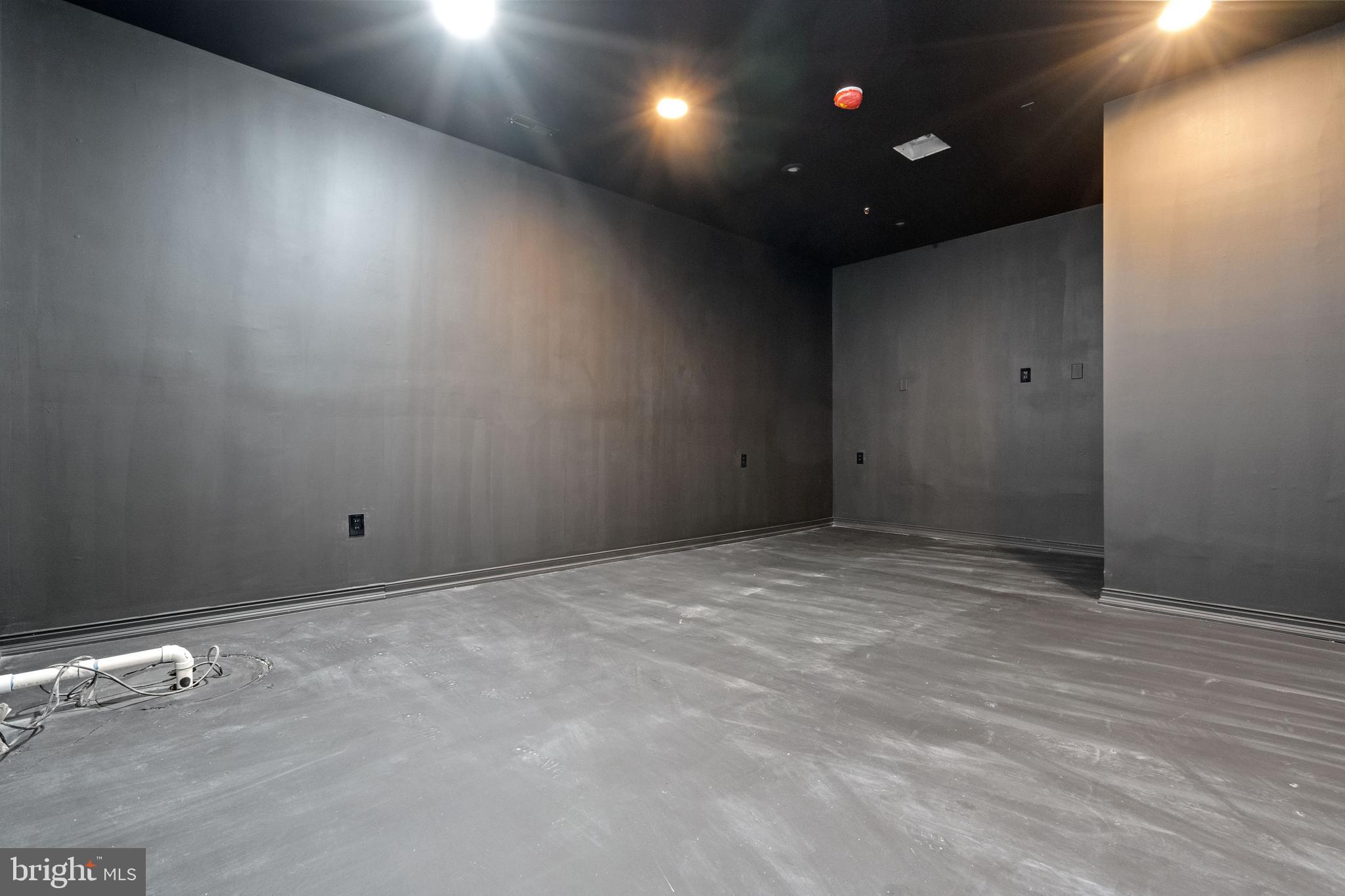 WOODMORE PLAT 9 - Residential