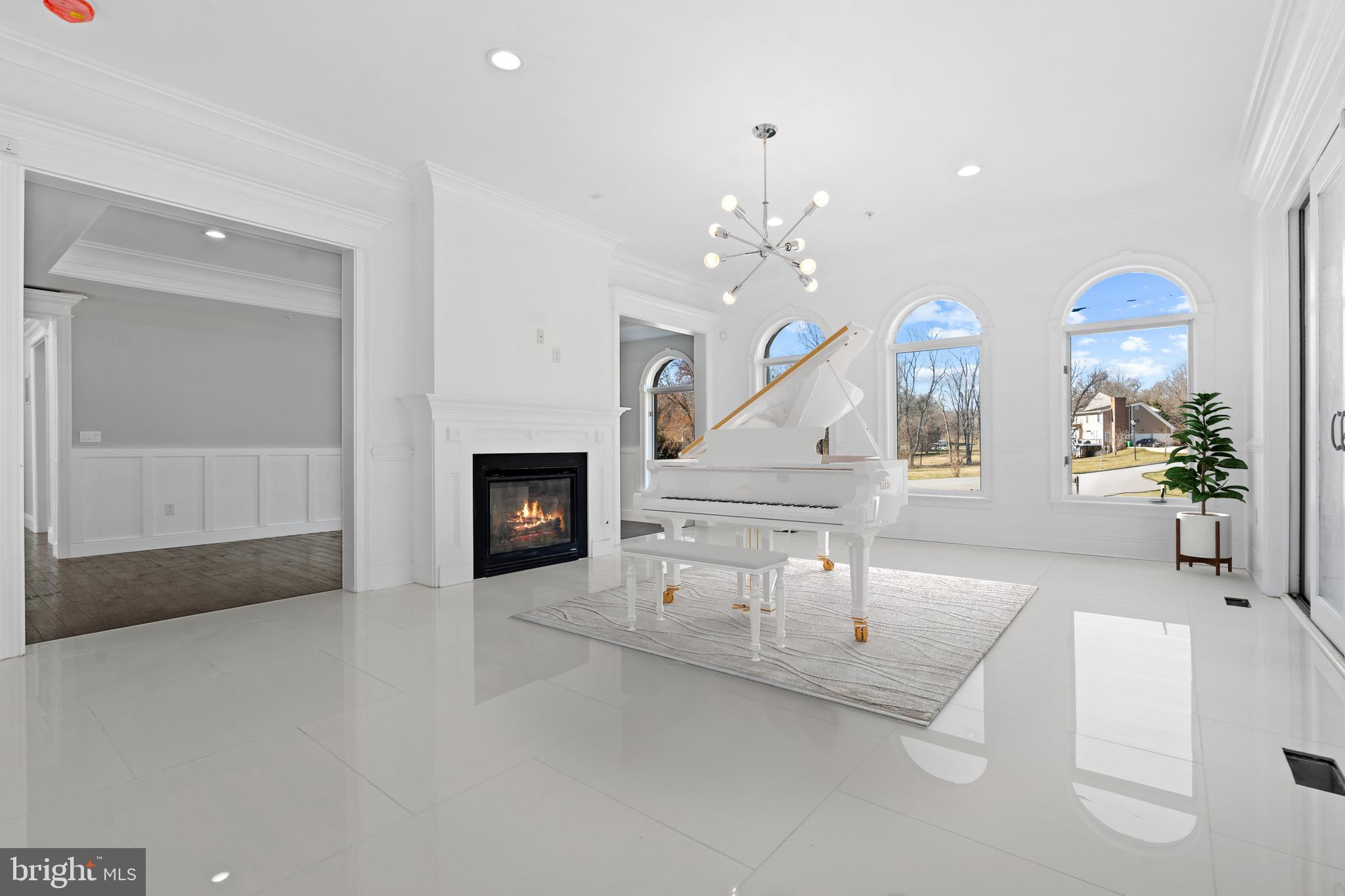 WOODMORE PLAT 9 - Residential