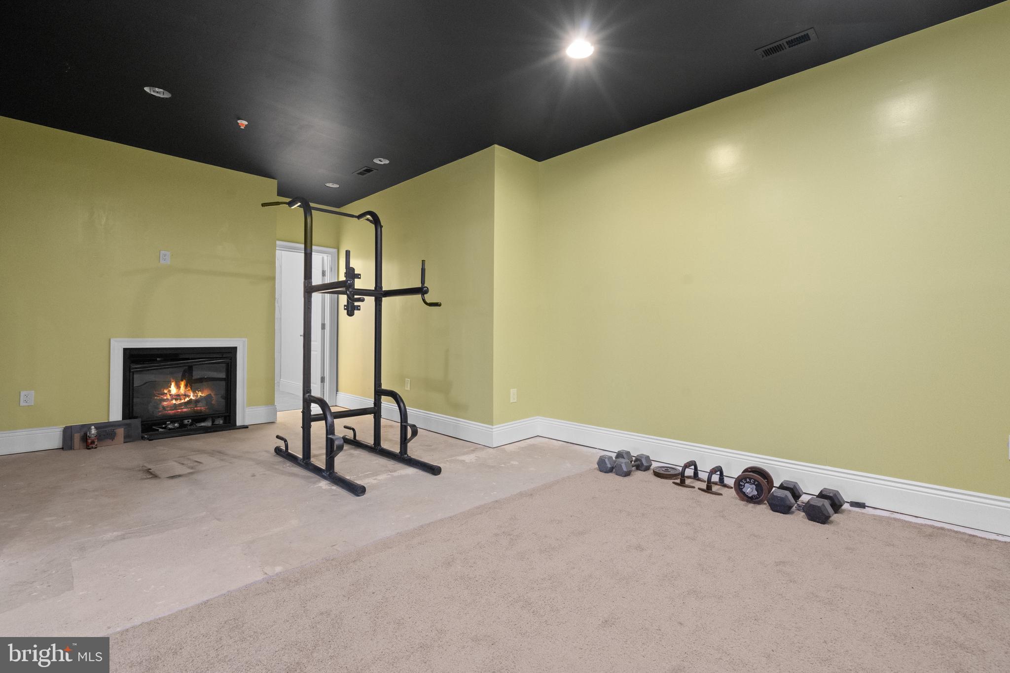 WOODMORE PLAT 9 - Residential