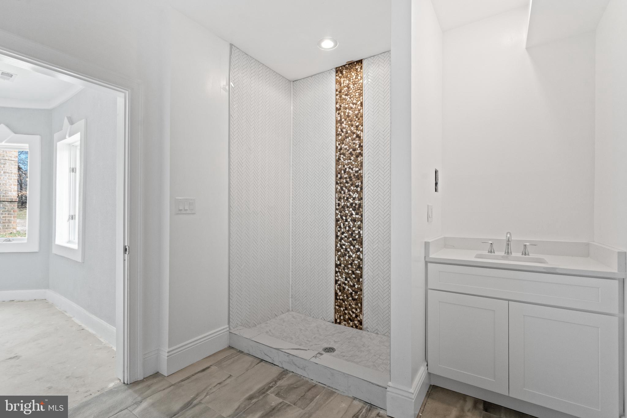 WOODMORE PLAT 9 - Residential