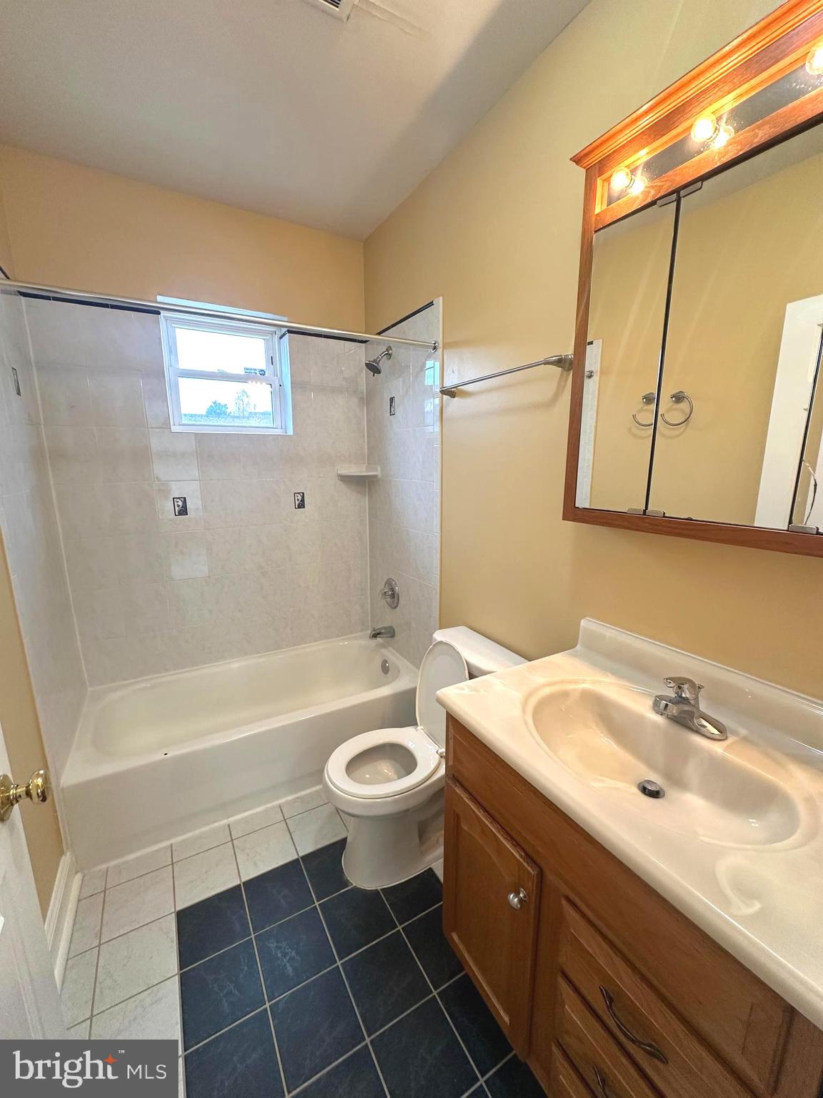 SETON HILL - Residential Lease