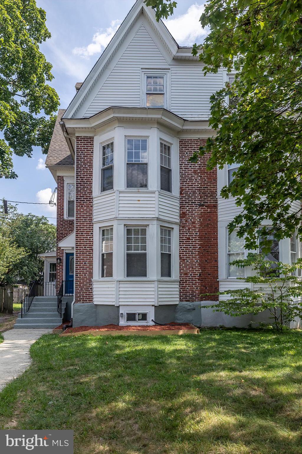 622 GRANT AVENUE