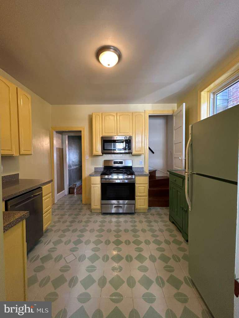 WEST PHILADELPHIA - Residential Lease