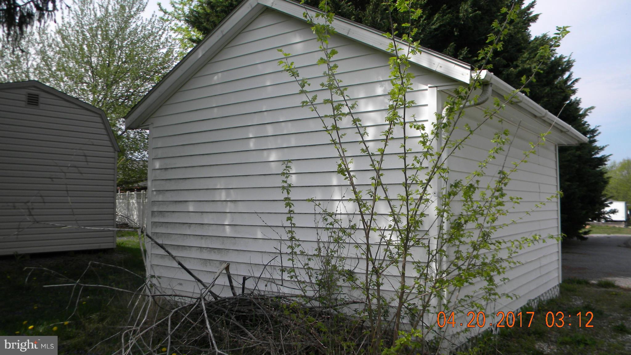 WINFIELD HEIGHTS - Residential