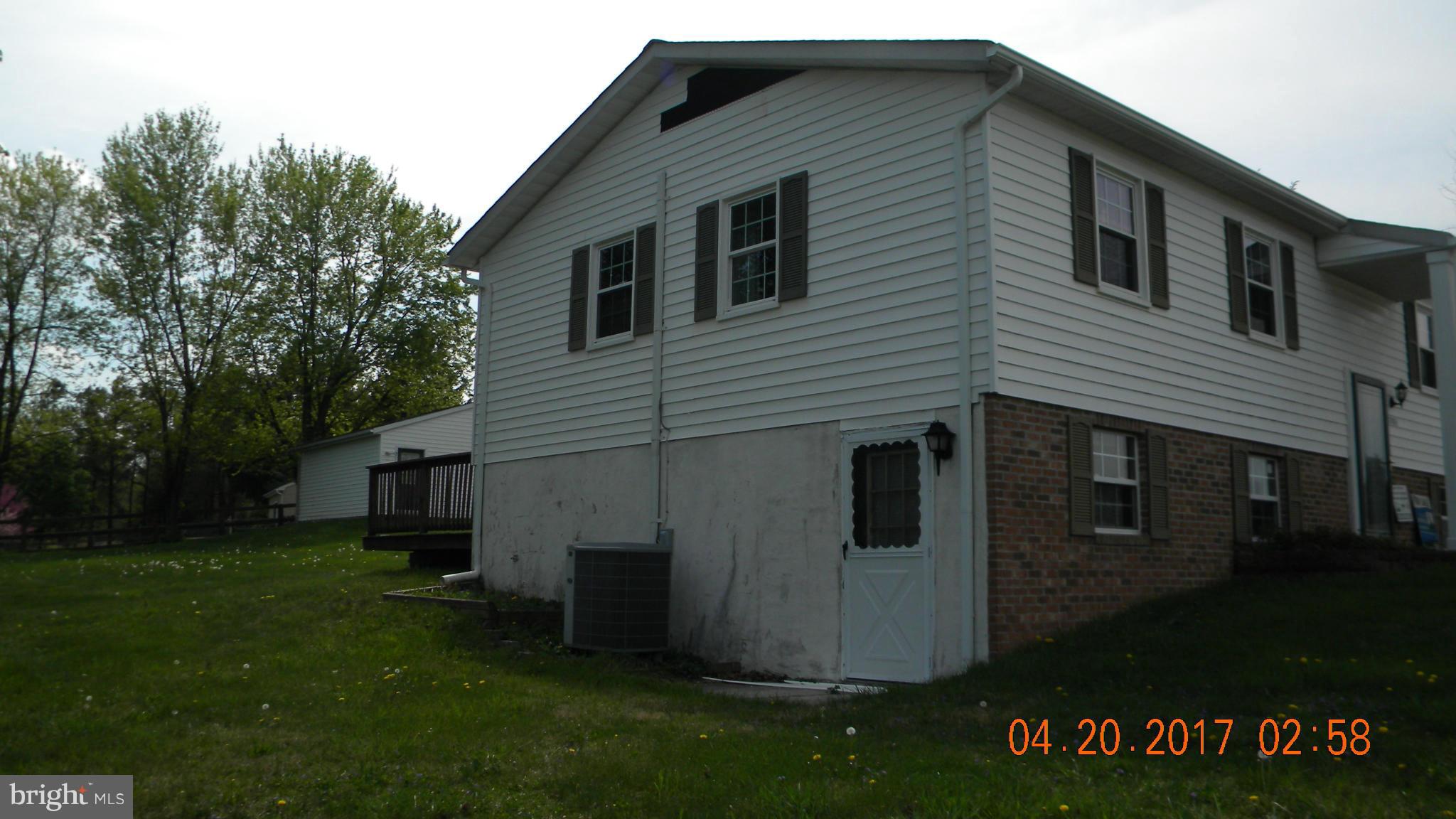 WINFIELD HEIGHTS - Residential