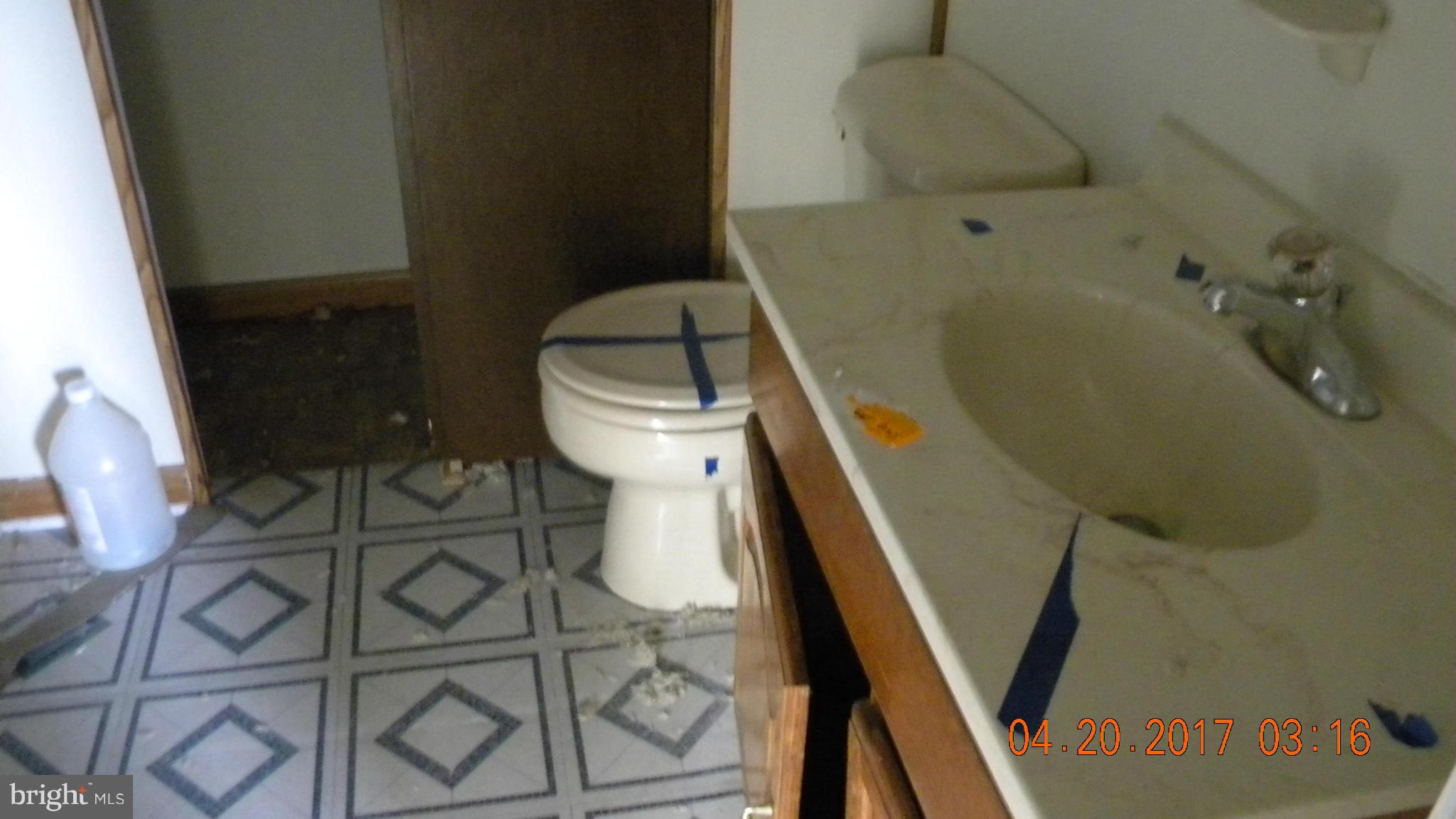 WINFIELD HEIGHTS - Residential