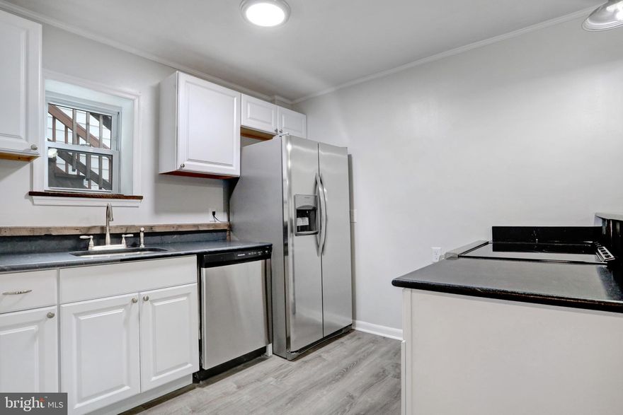 Entirely renovated apartments for rent. Kitchen features reclaimed wood island and granite counters. Large living room with decorative fireplace and new light fixtures. Excellent location, one block from Historic District, shopping and restaurants. Rent includes two assigned parking spaces. Washer and dryer in unit.

No pets and no smoking.