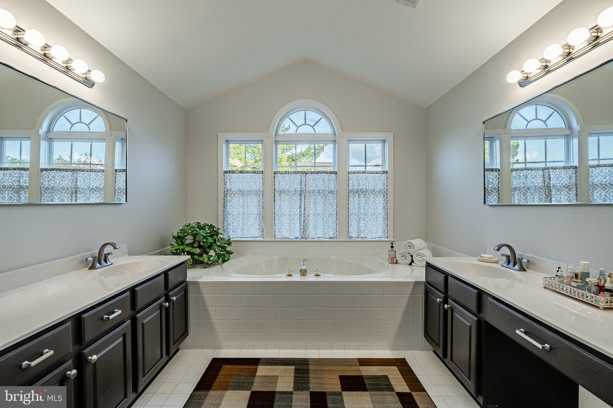 ESTATES AT PROV RE - Residential