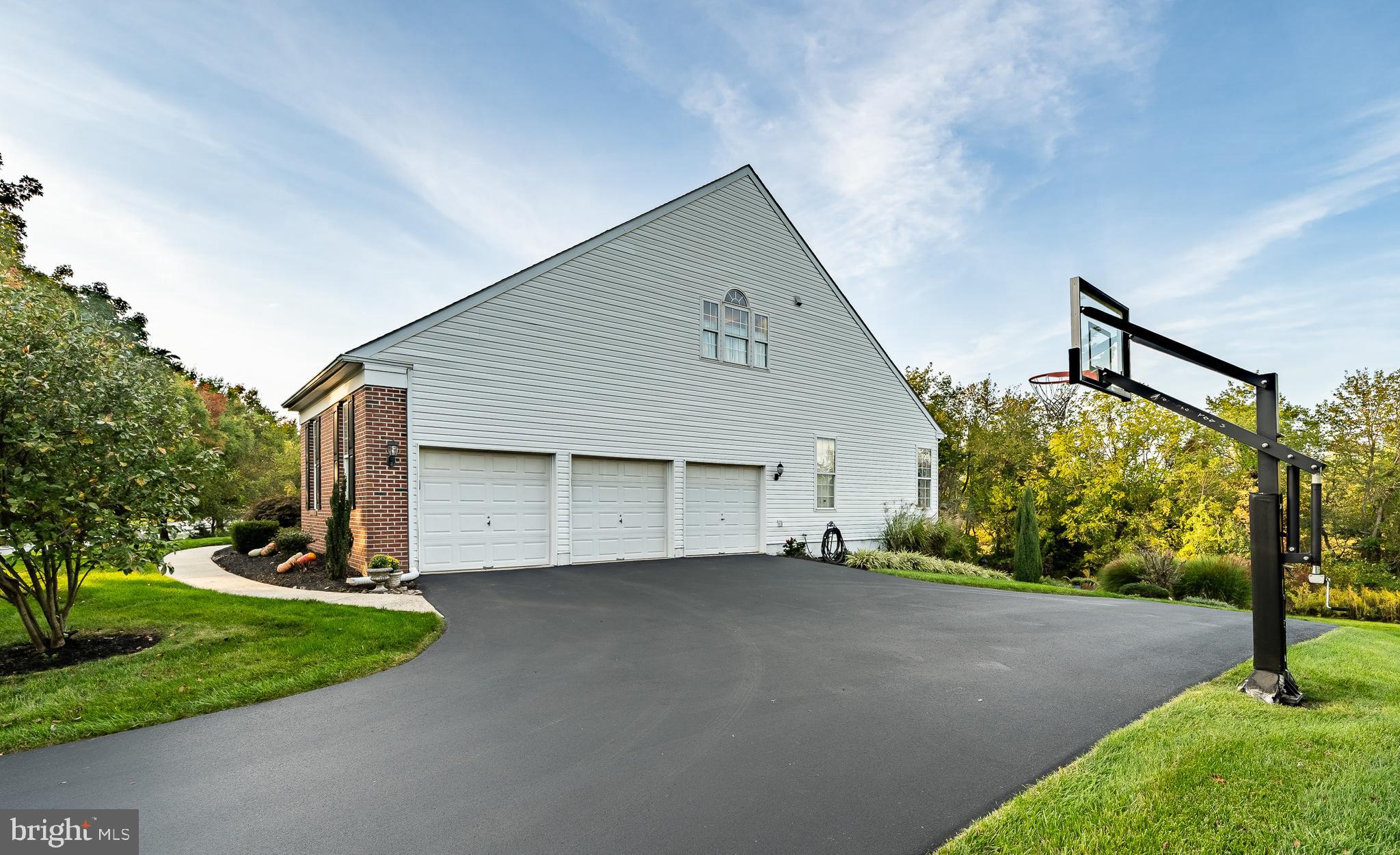 ESTATES AT PROV RE - Residential