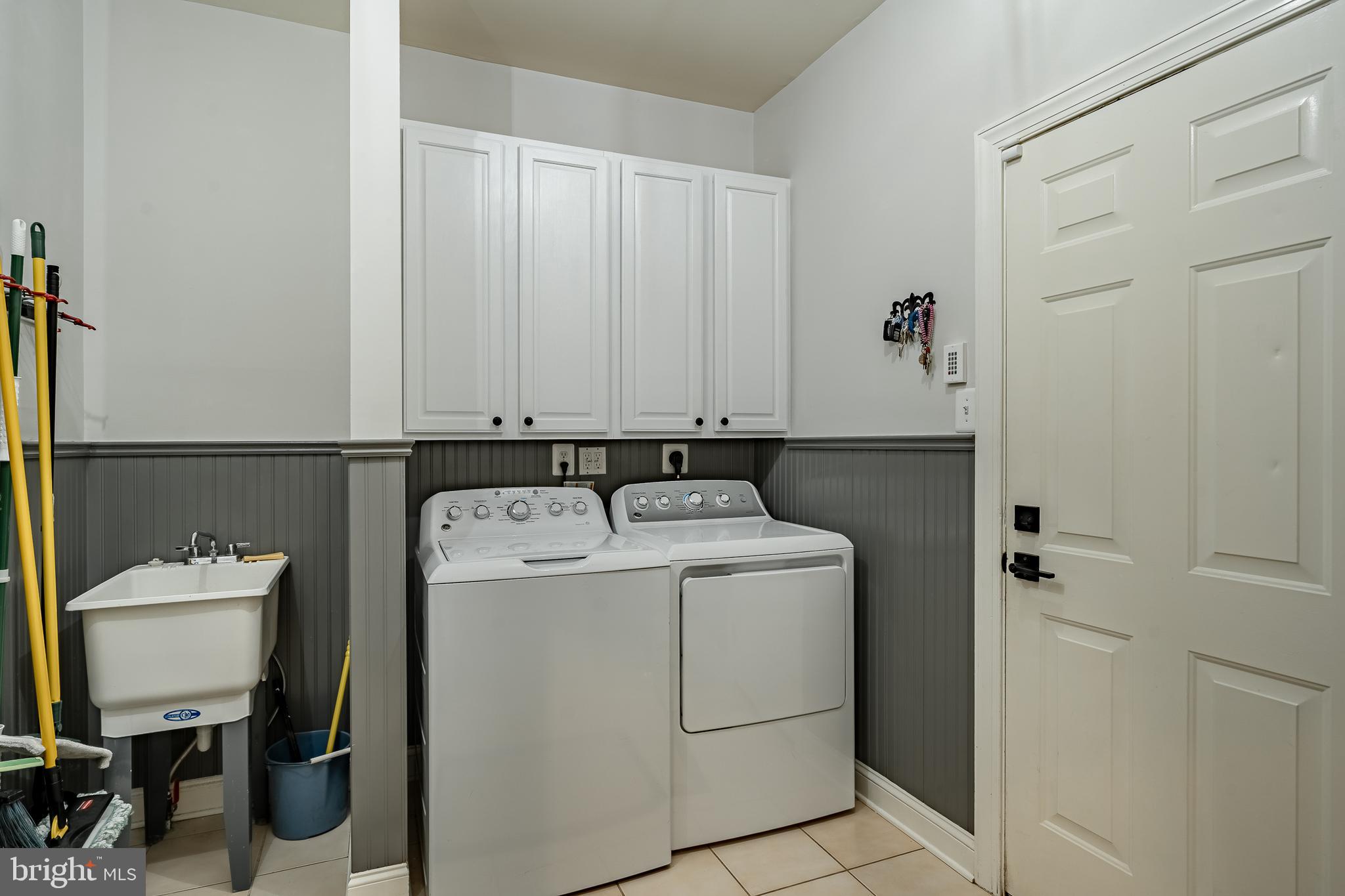 ESTATES AT PROV RE - Residential