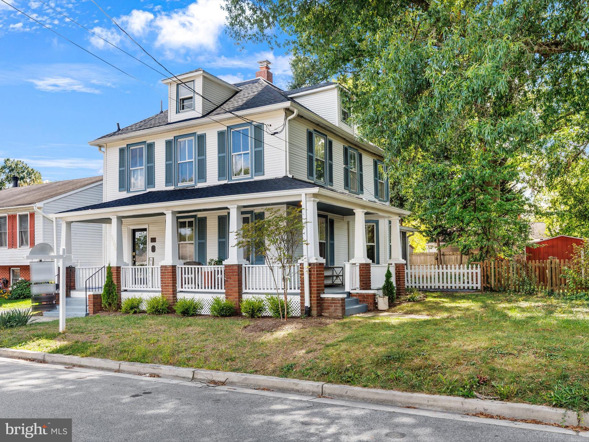 5005 HURON STREET