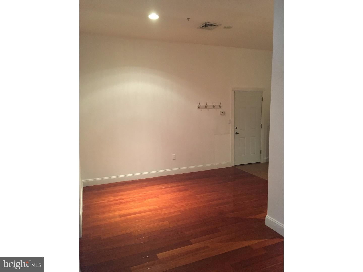 LOFT DISTRICT - Residential Lease