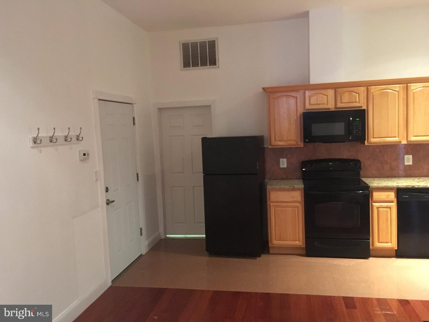 LOFT DISTRICT - Residential Lease