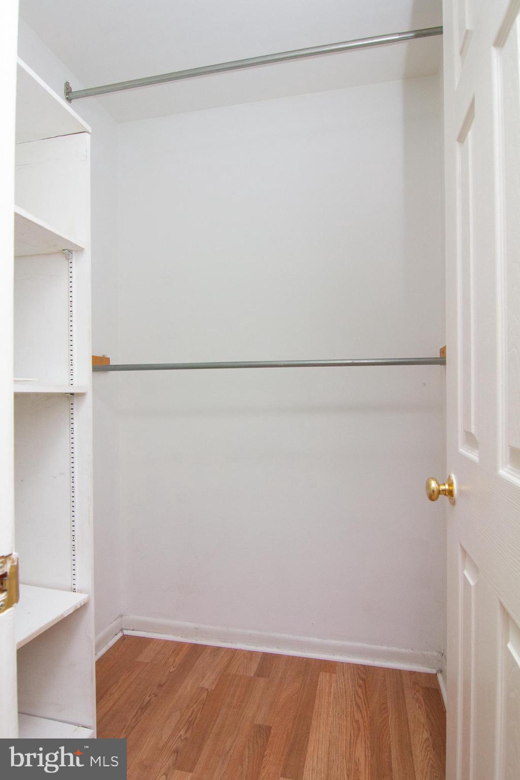 CARROLLTOWNE - Residential