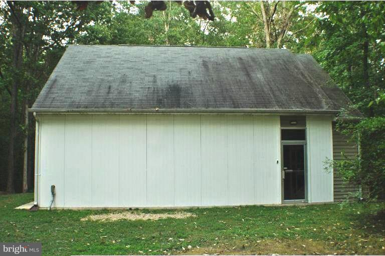 CEDARLAWN - Residential Lease