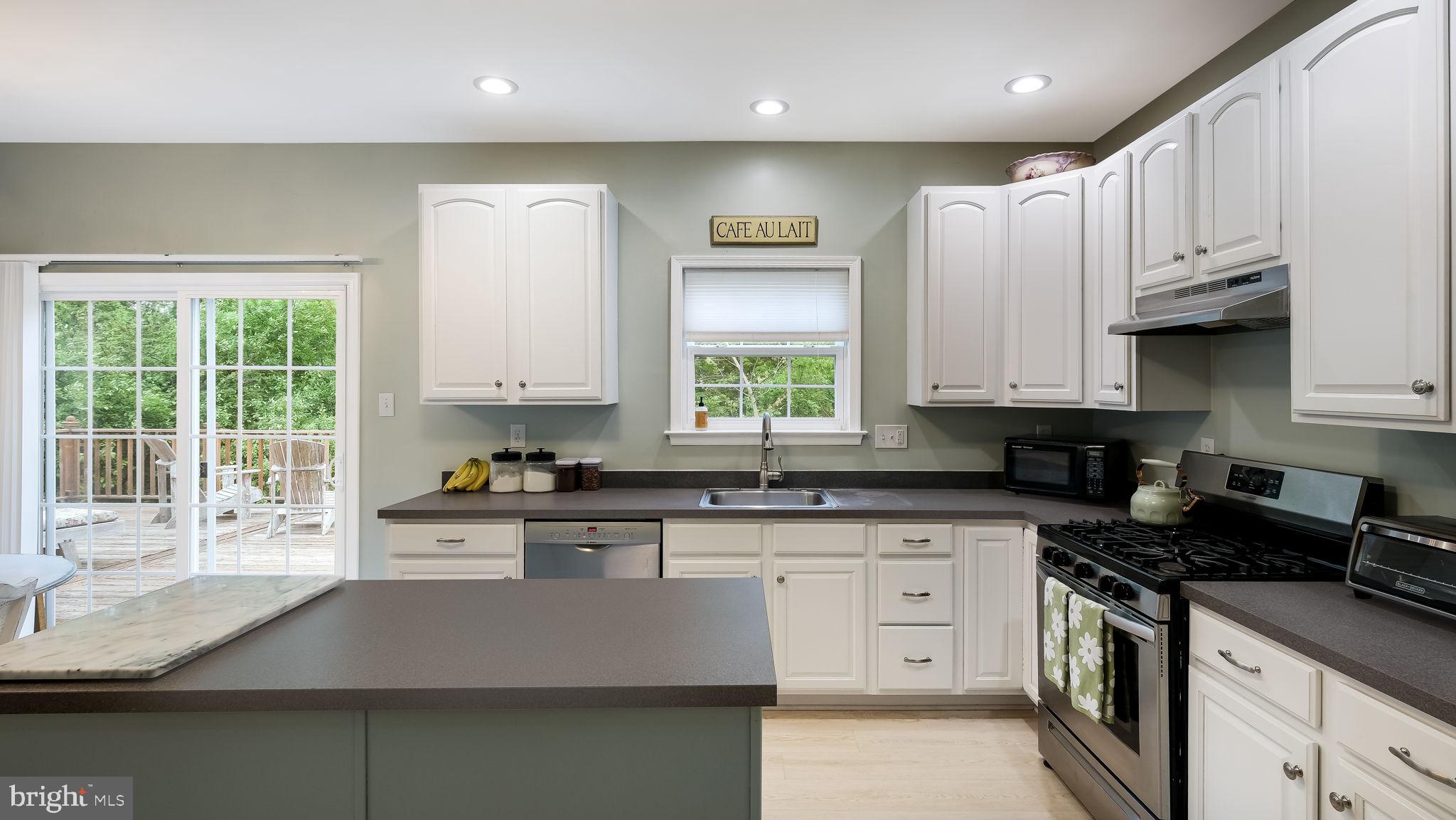 REDSTONE WOODS - Residential