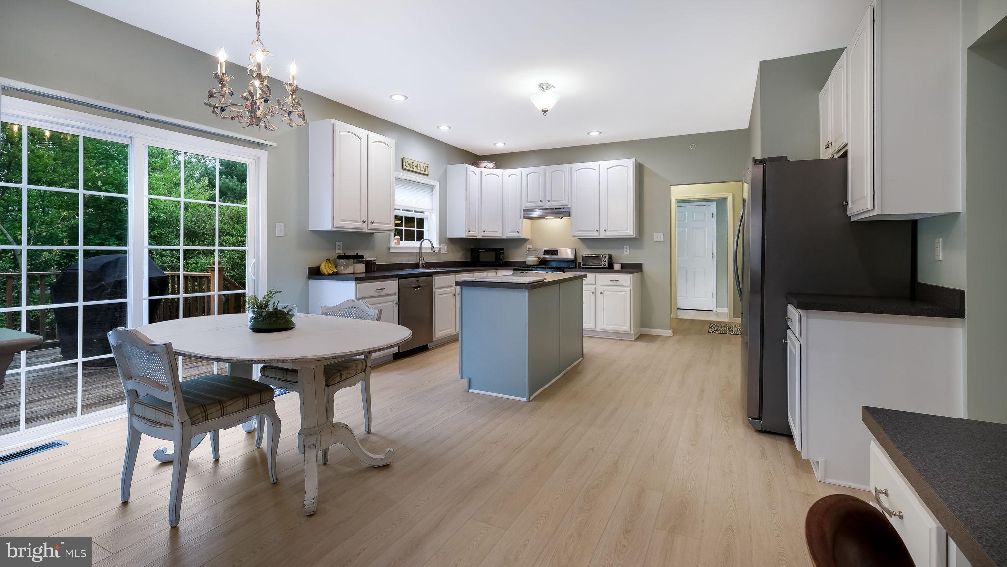 REDSTONE WOODS - Residential