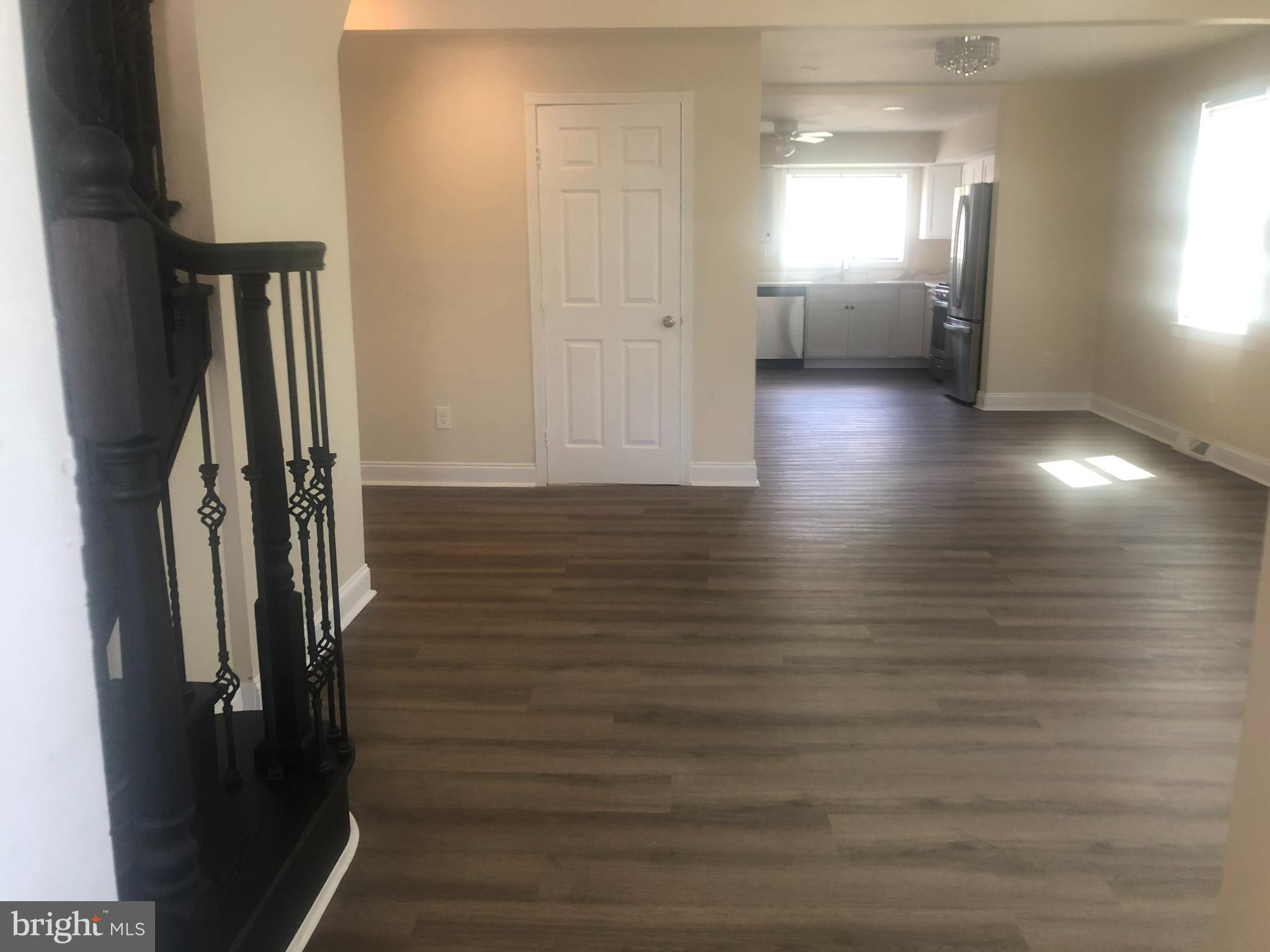 HOLABIRD PARK - Residential