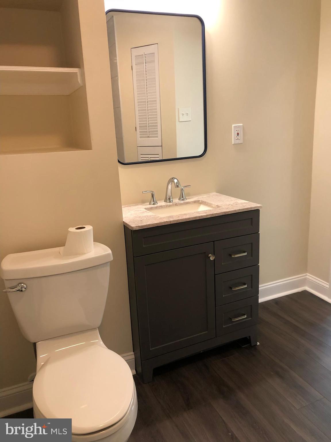 HOLABIRD PARK - Residential