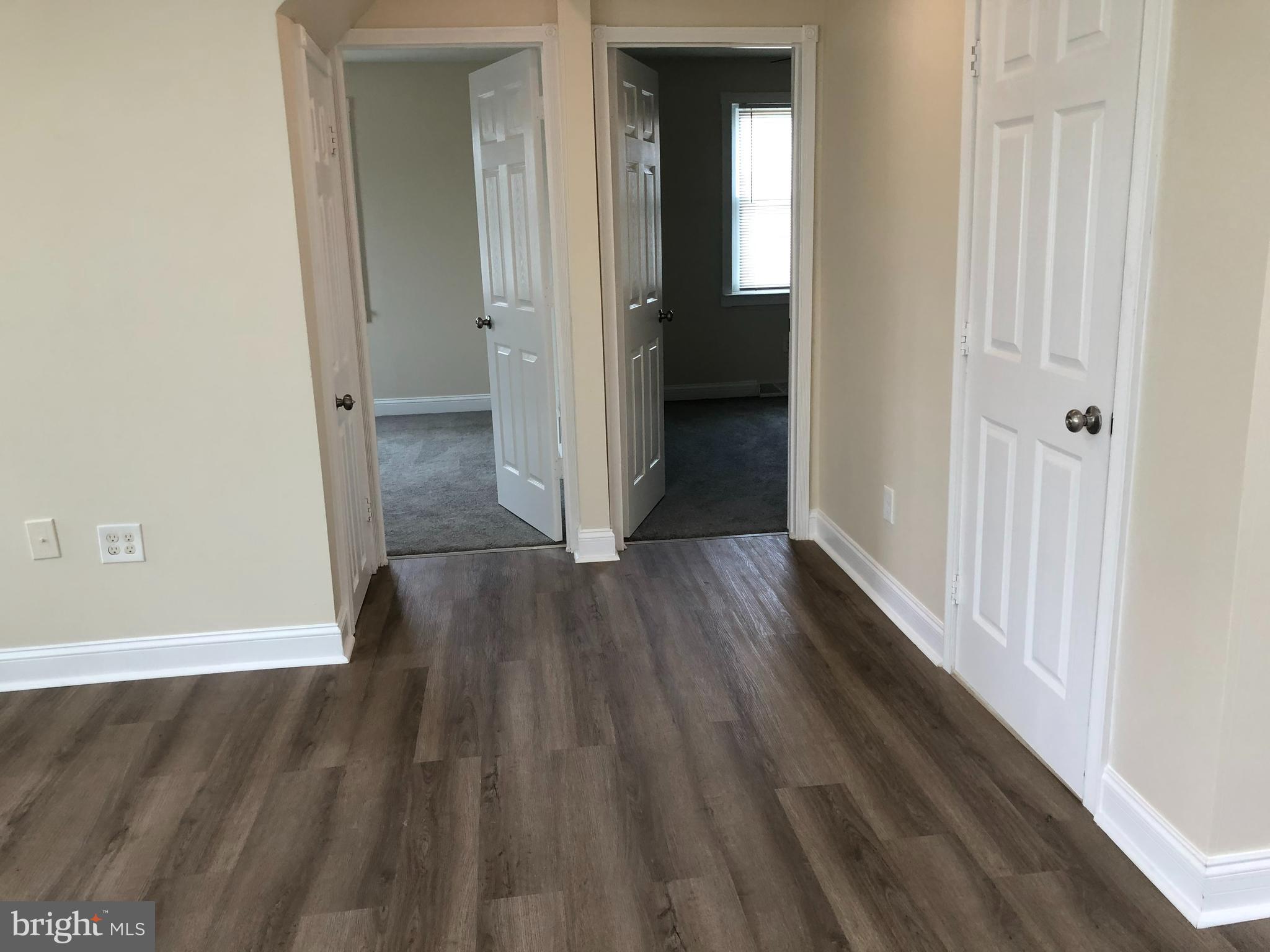 HOLABIRD PARK - Residential