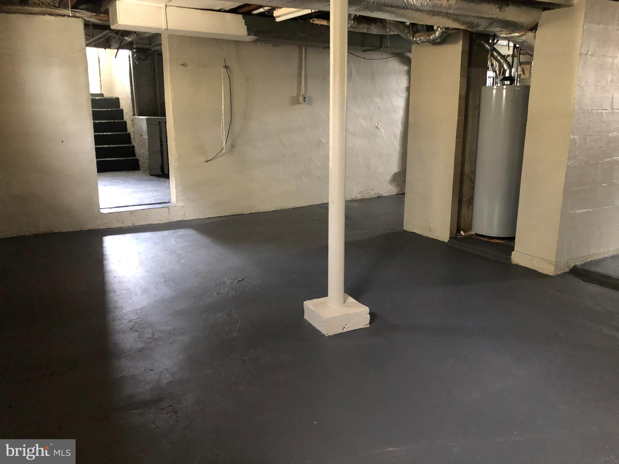 HOLABIRD PARK - Residential