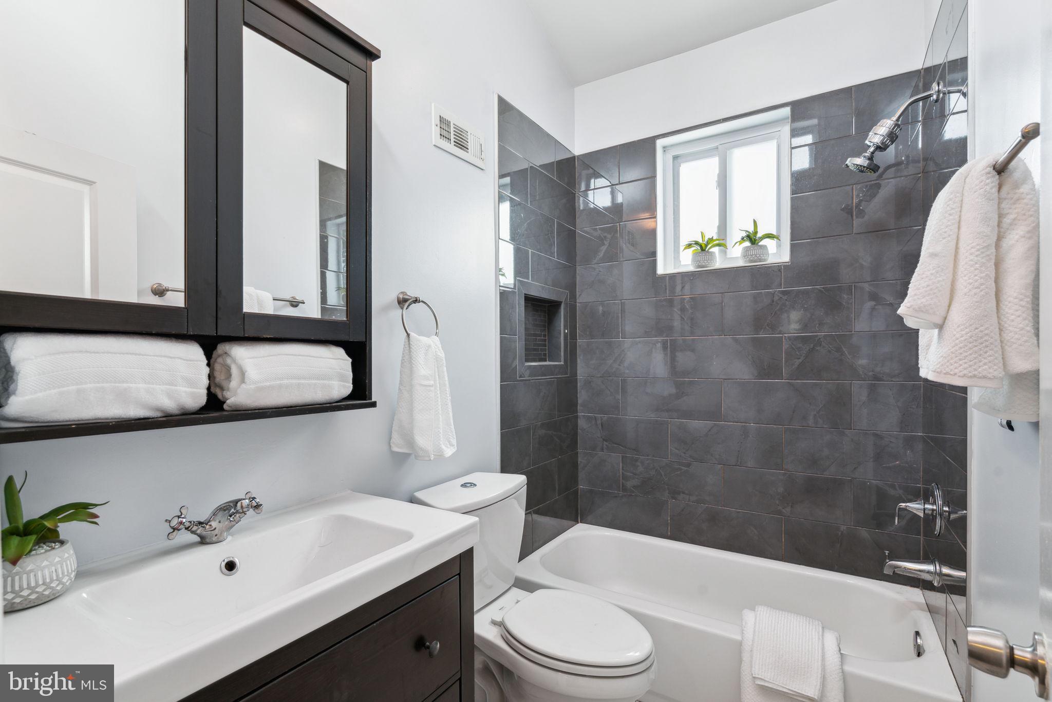 GRADUATE HOSPITAL - Residential