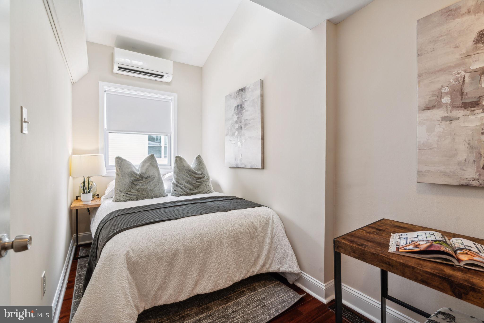 GRADUATE HOSPITAL - Residential