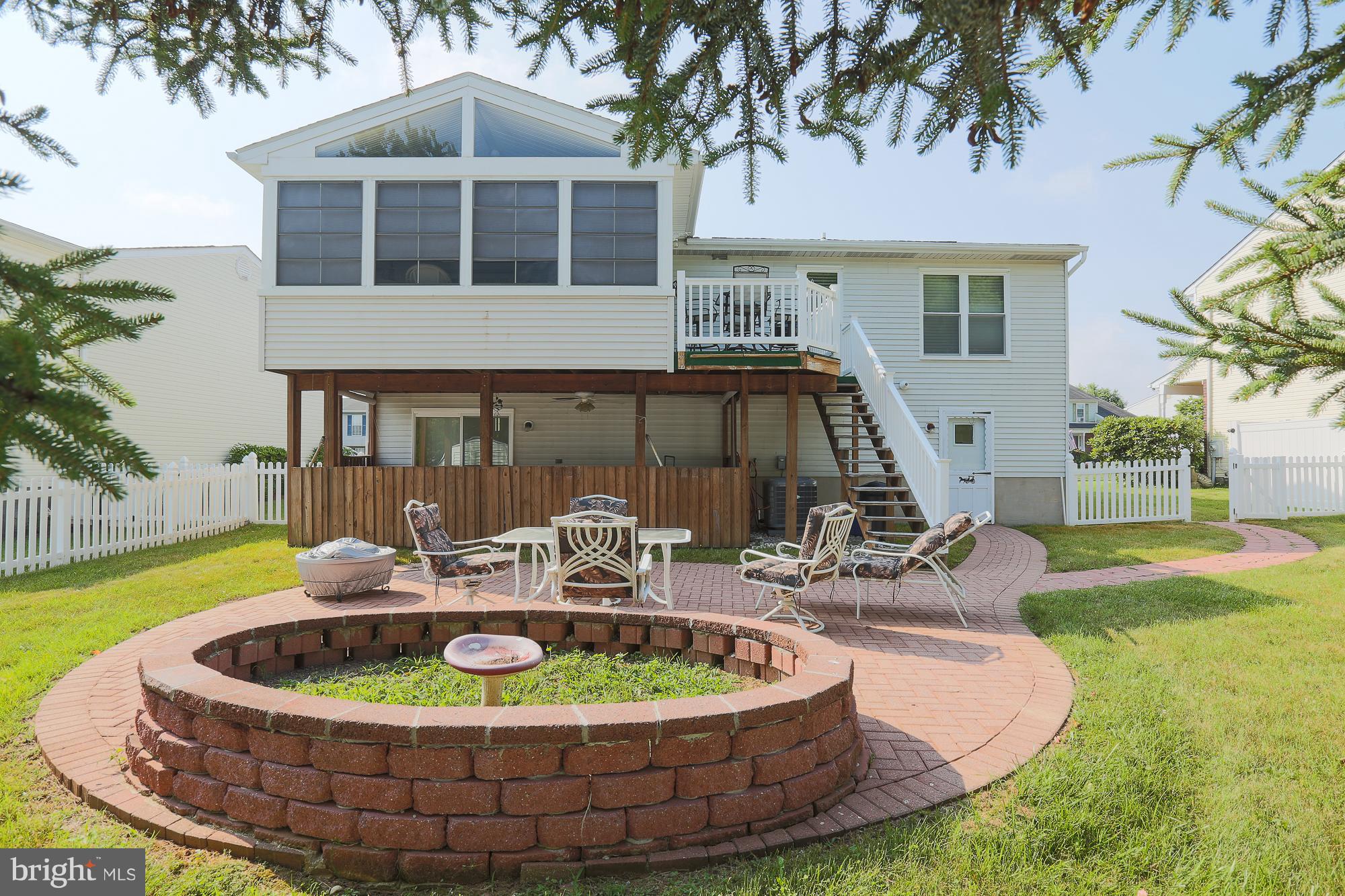 OAKHURST - Residential