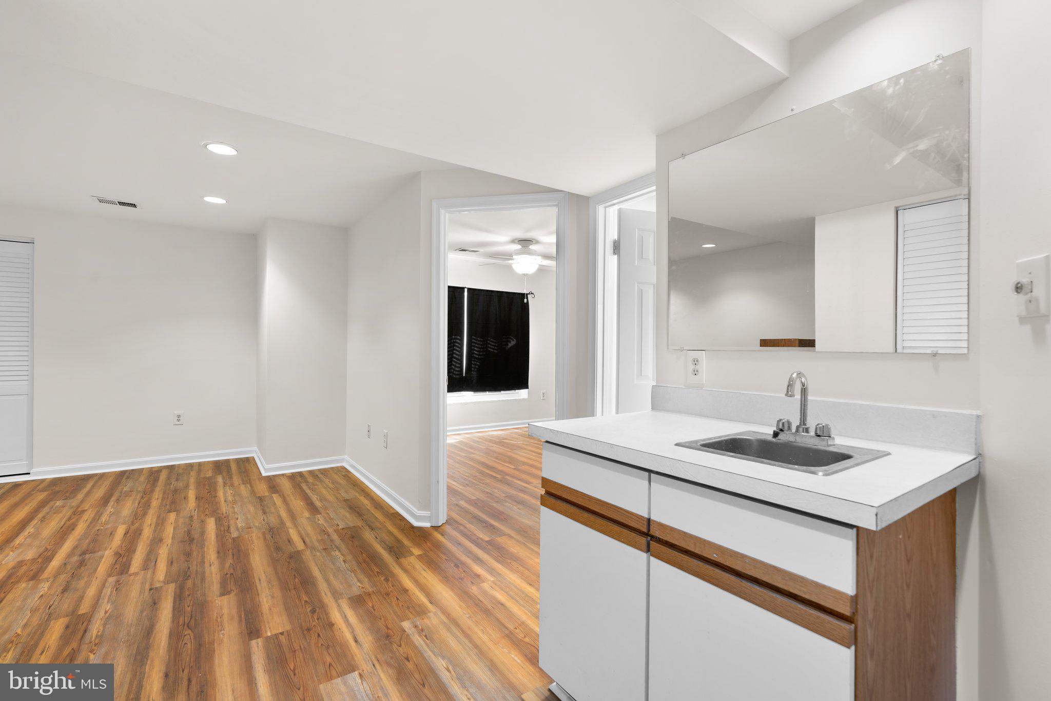 LONG GATE - Residential