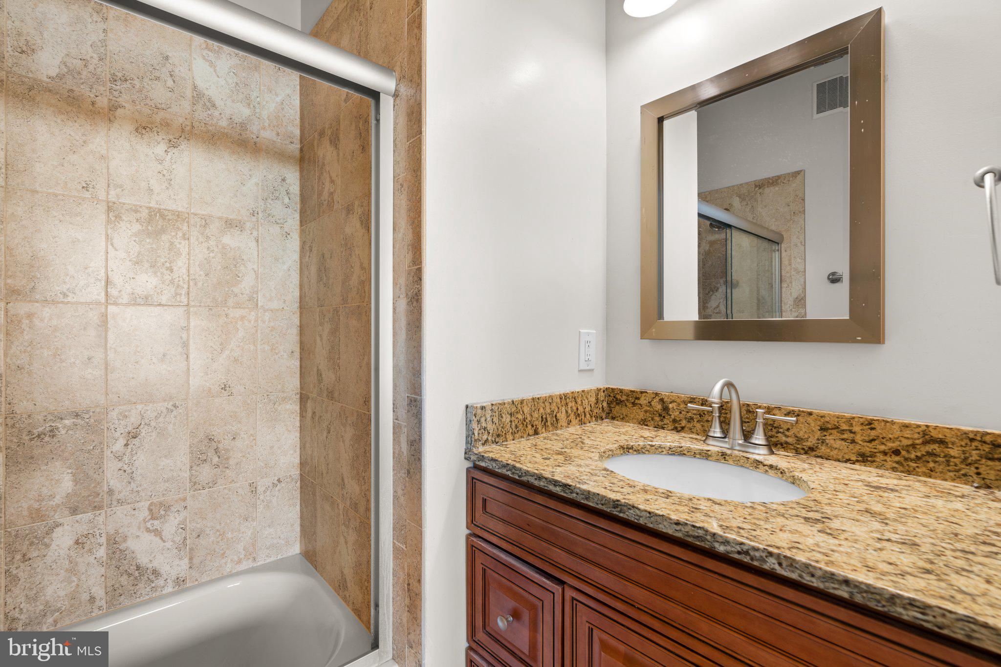 LONG GATE - Residential