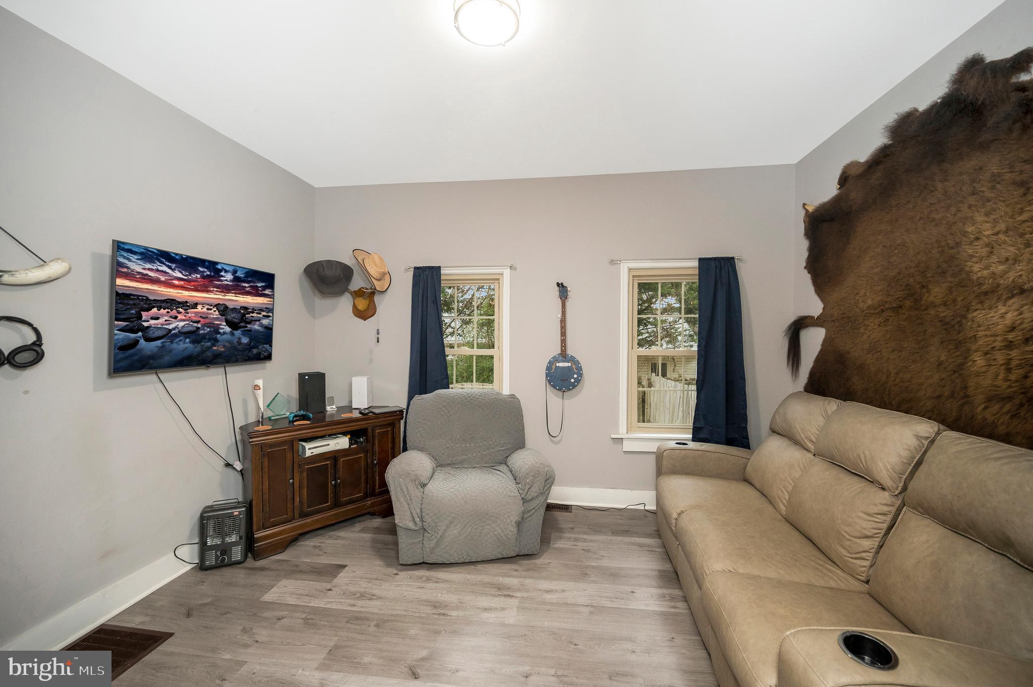 FALMOUTH - Residential