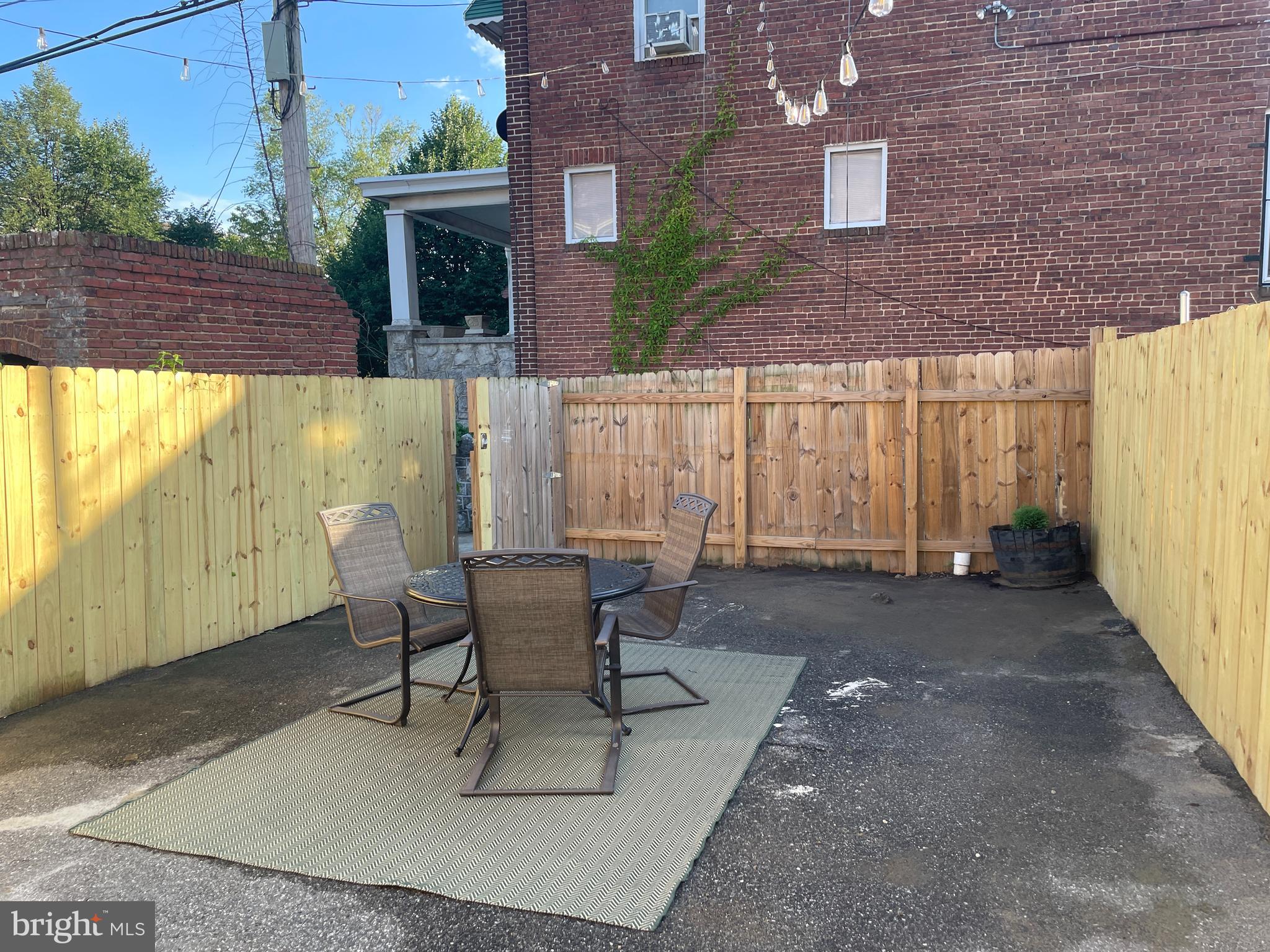 WOODBROOK - Residential