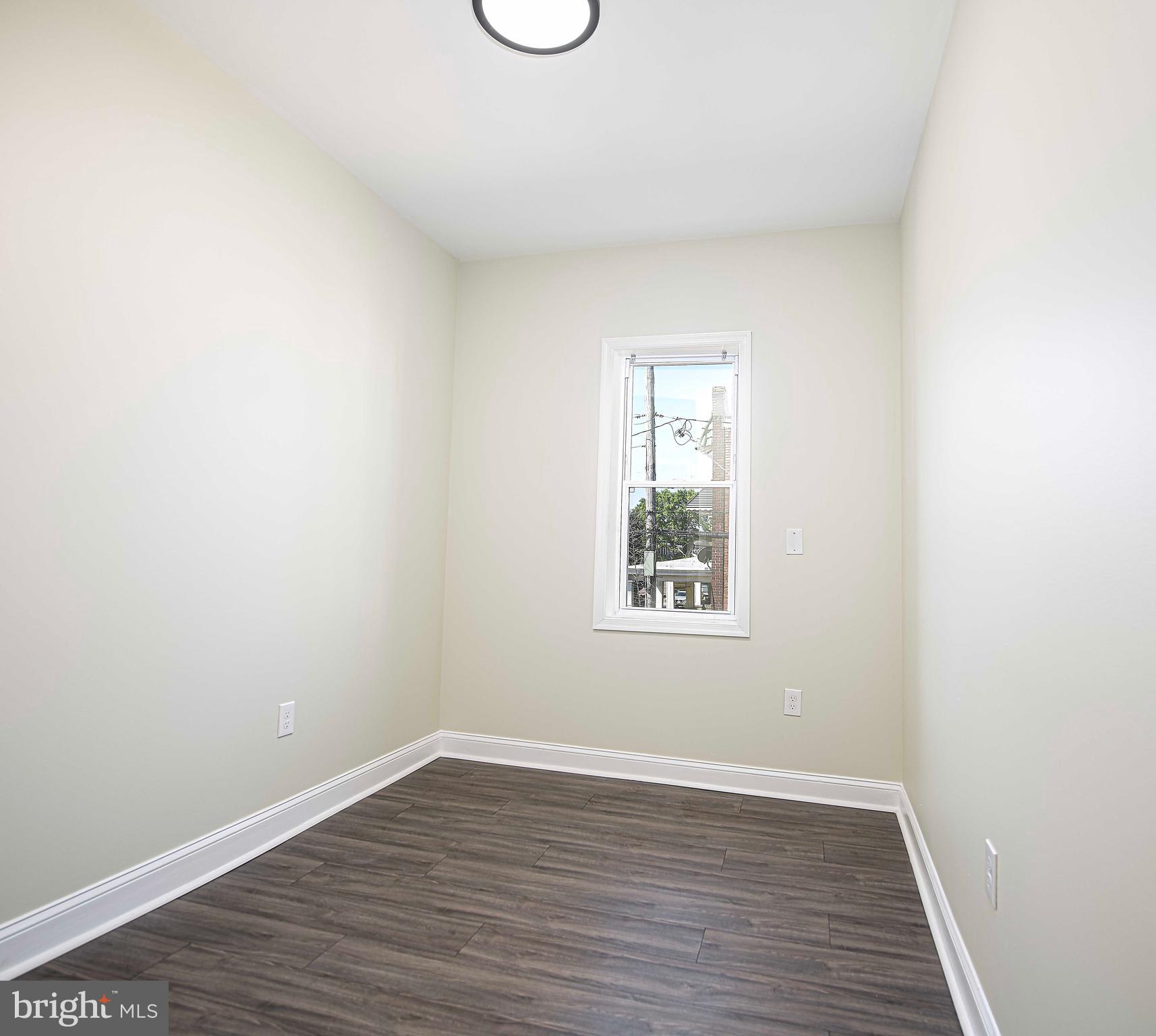 WOODBROOK - Residential