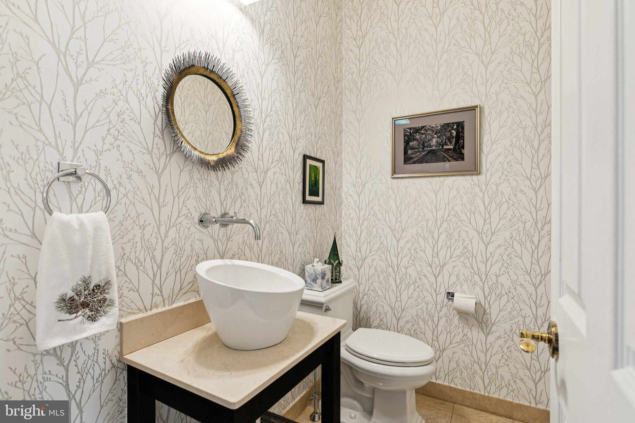 FAIRMOUNT - Residential