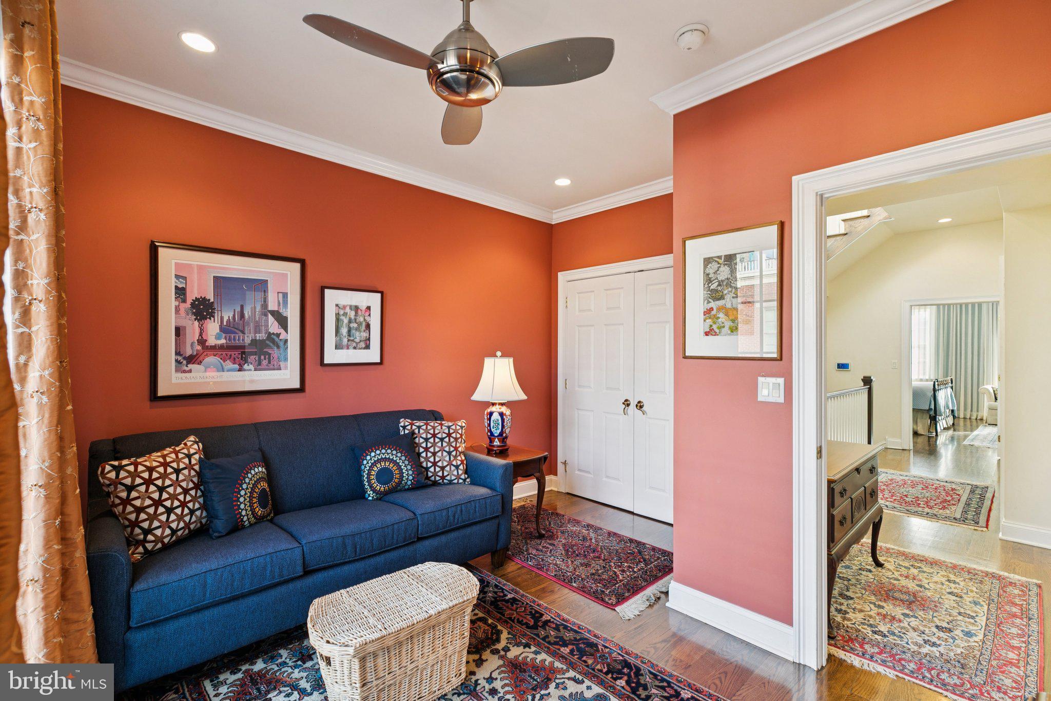 FAIRMOUNT - Residential