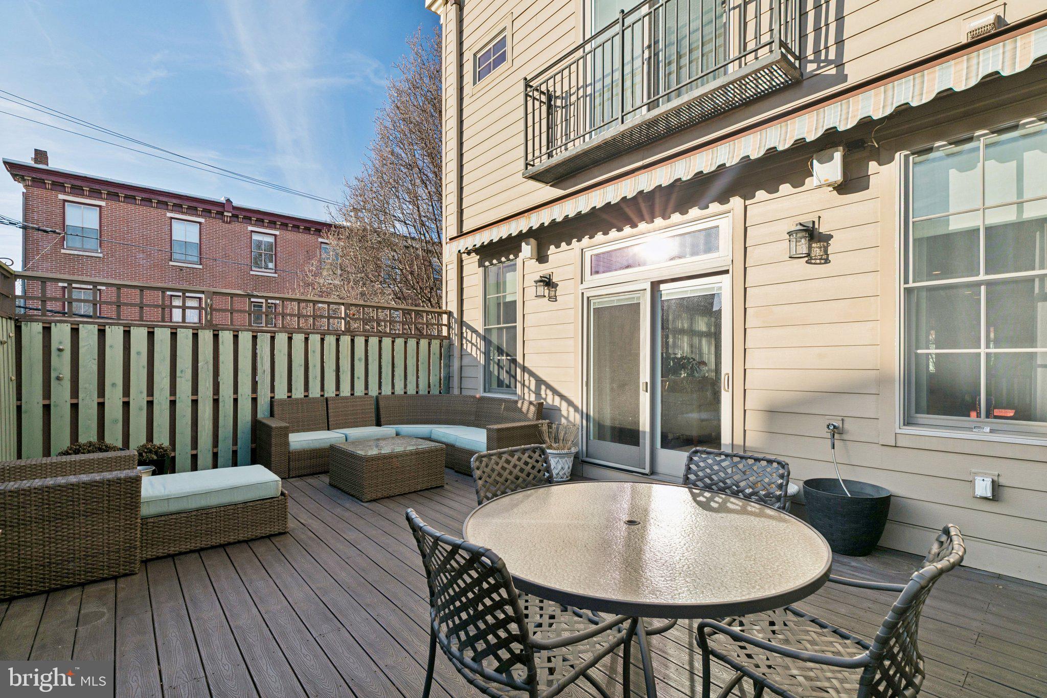 FAIRMOUNT - Residential