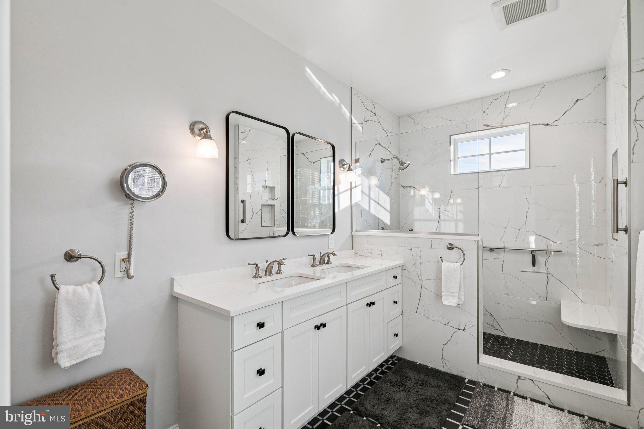 FAIRMOUNT - Residential