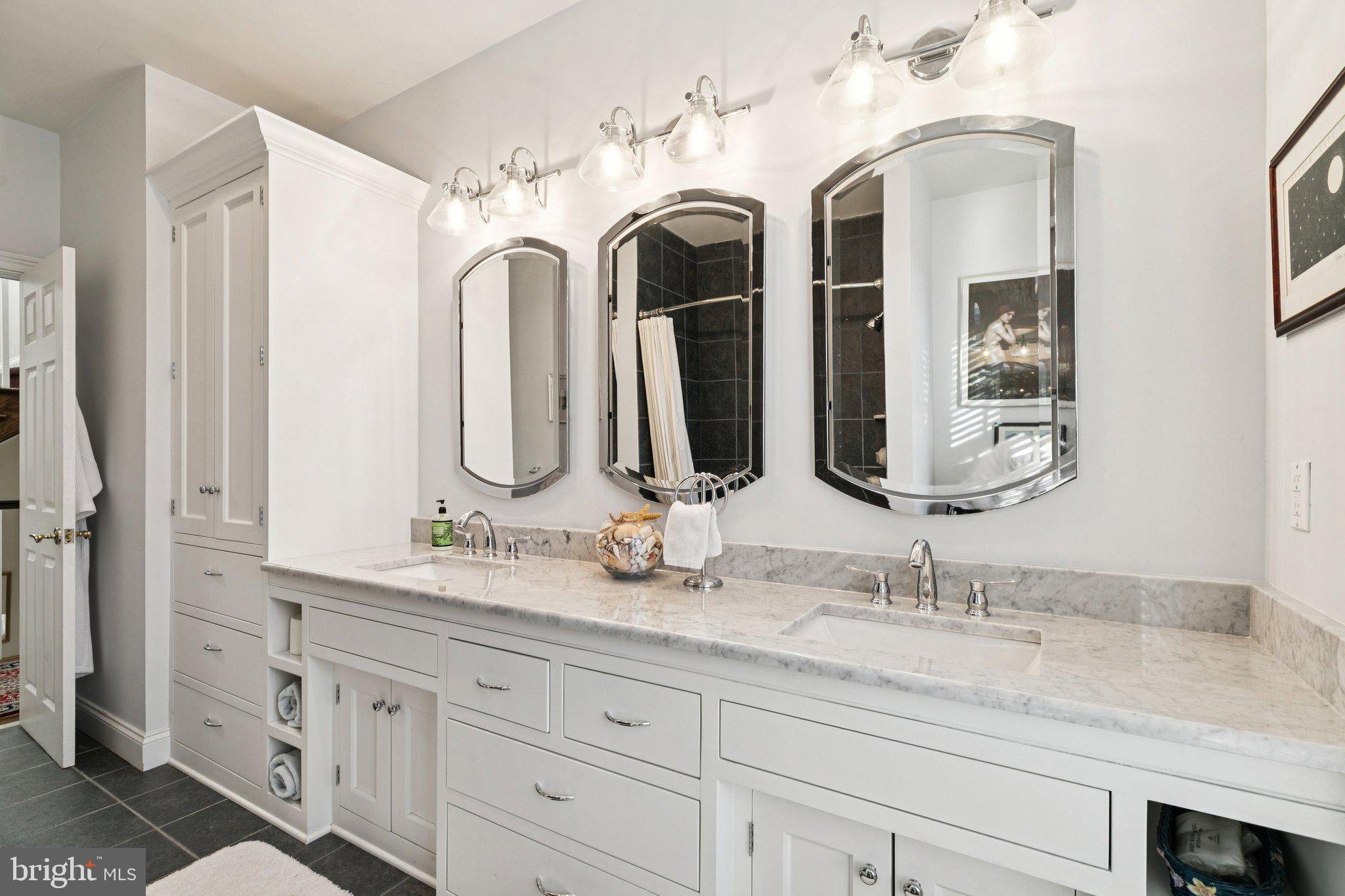 FAIRMOUNT - Residential