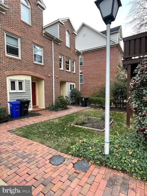 1119 N STUART STREET A N ARLINGTON VA 22201