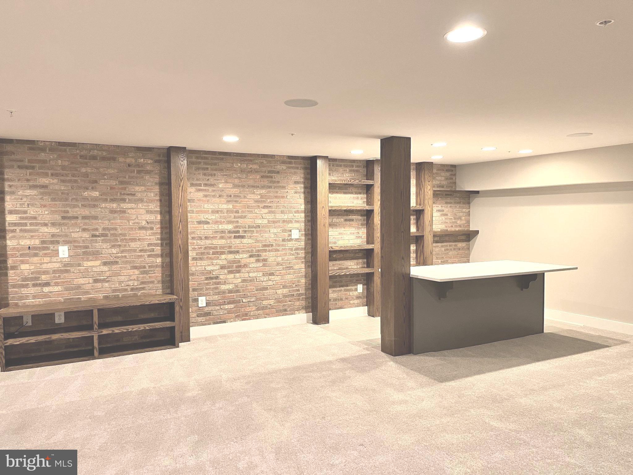 THE ENCLAVE AT STONEY RUN - Residential