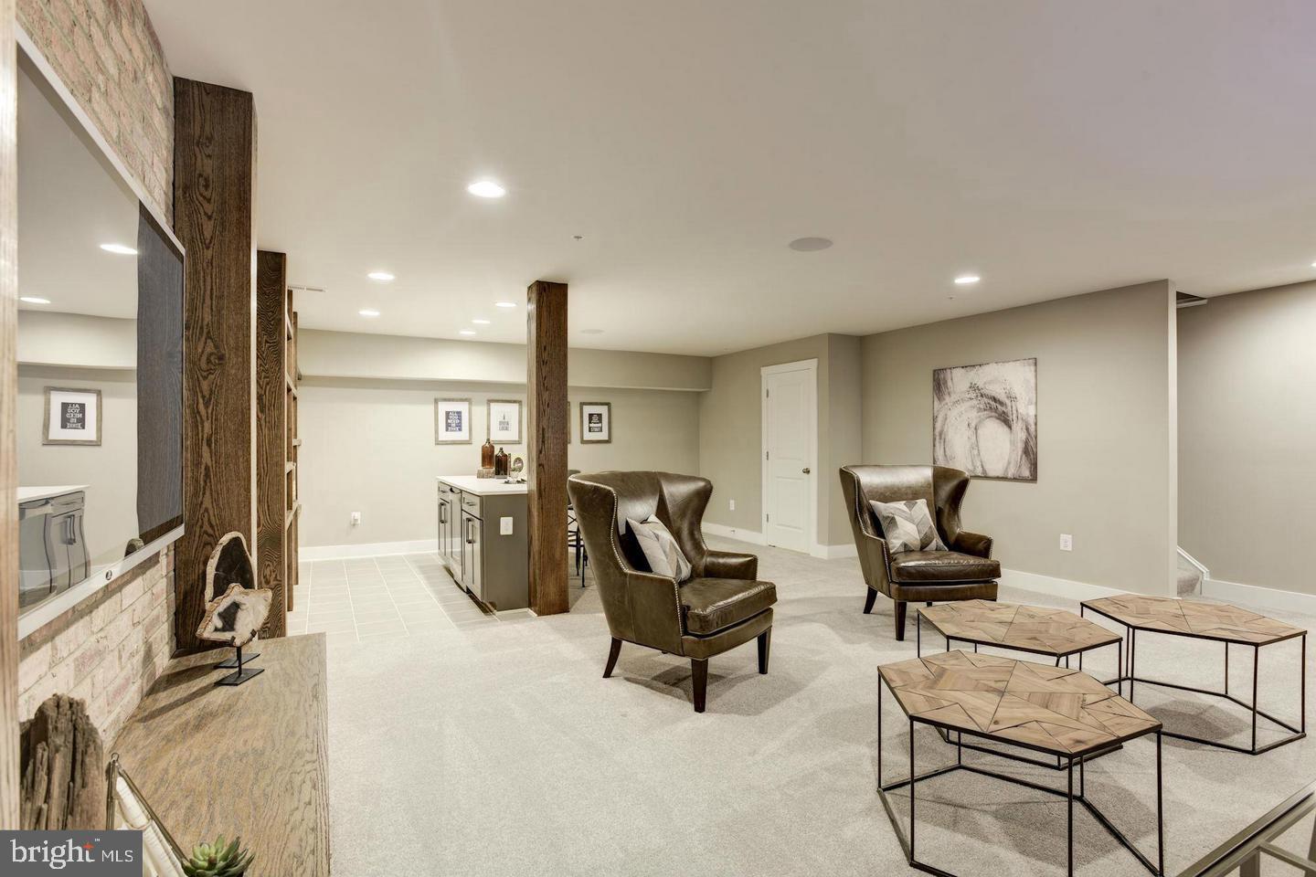 THE ENCLAVE AT STONEY RUN - Residential