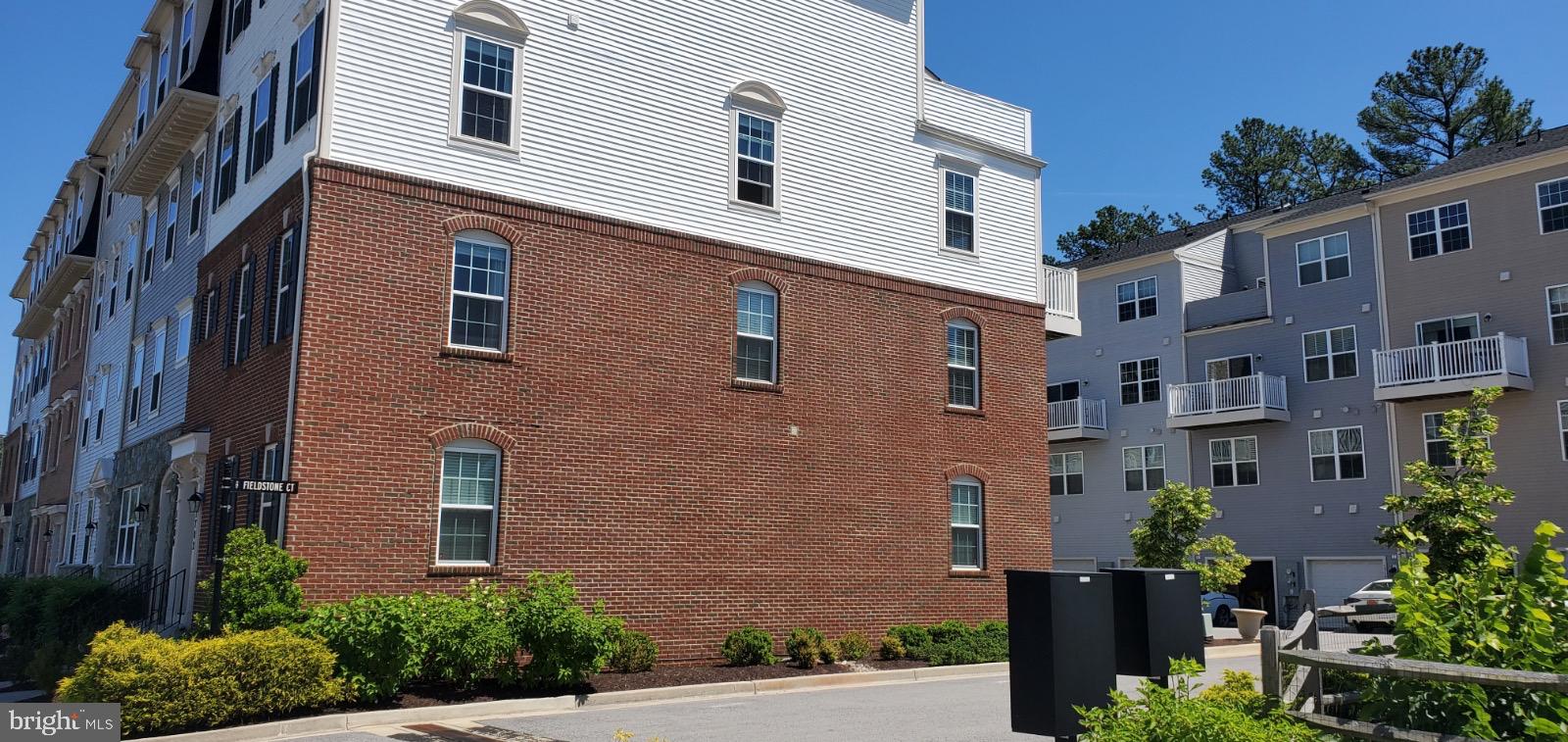 THE ENCLAVE AT STONEY RUN - Residential