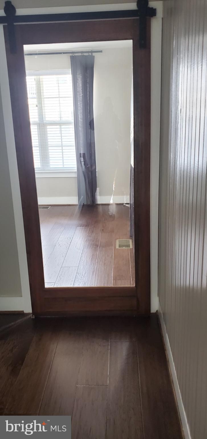 THE ENCLAVE AT STONEY RUN - Residential