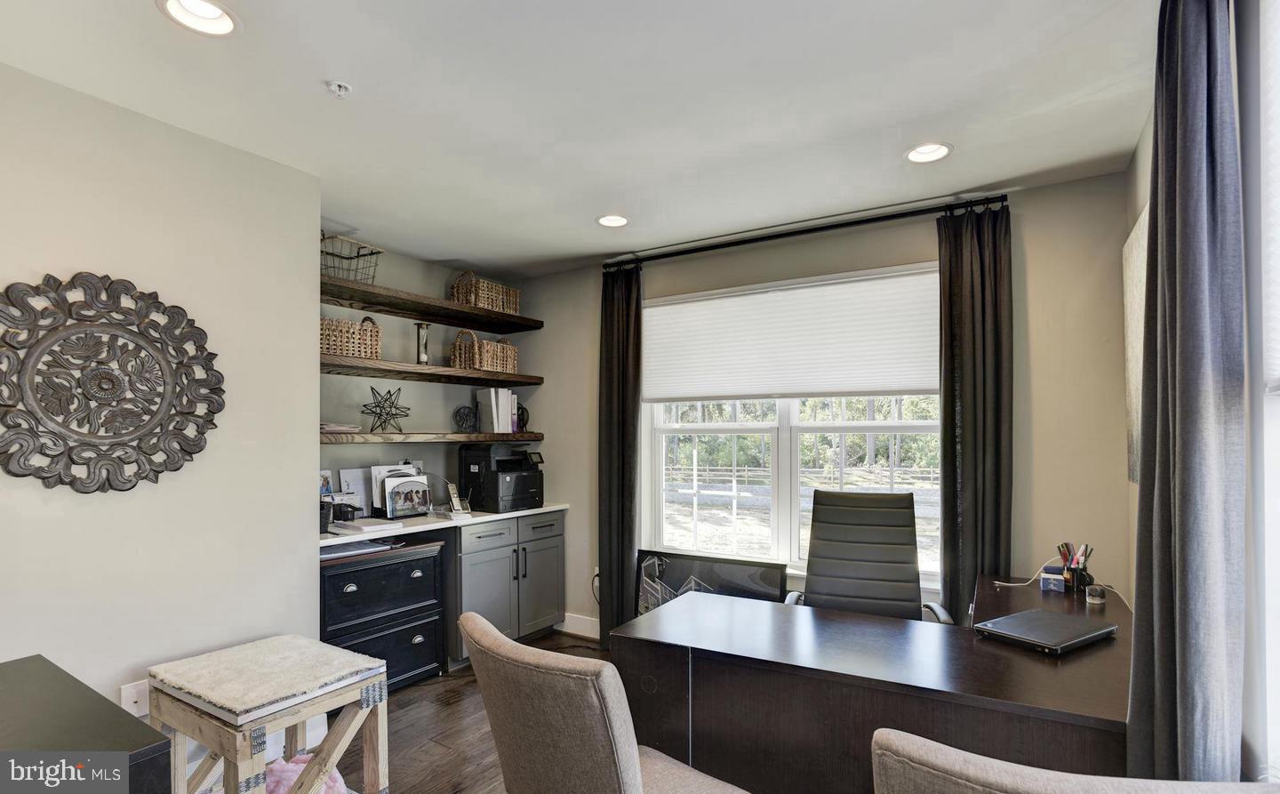 THE ENCLAVE AT STONEY RUN - Residential